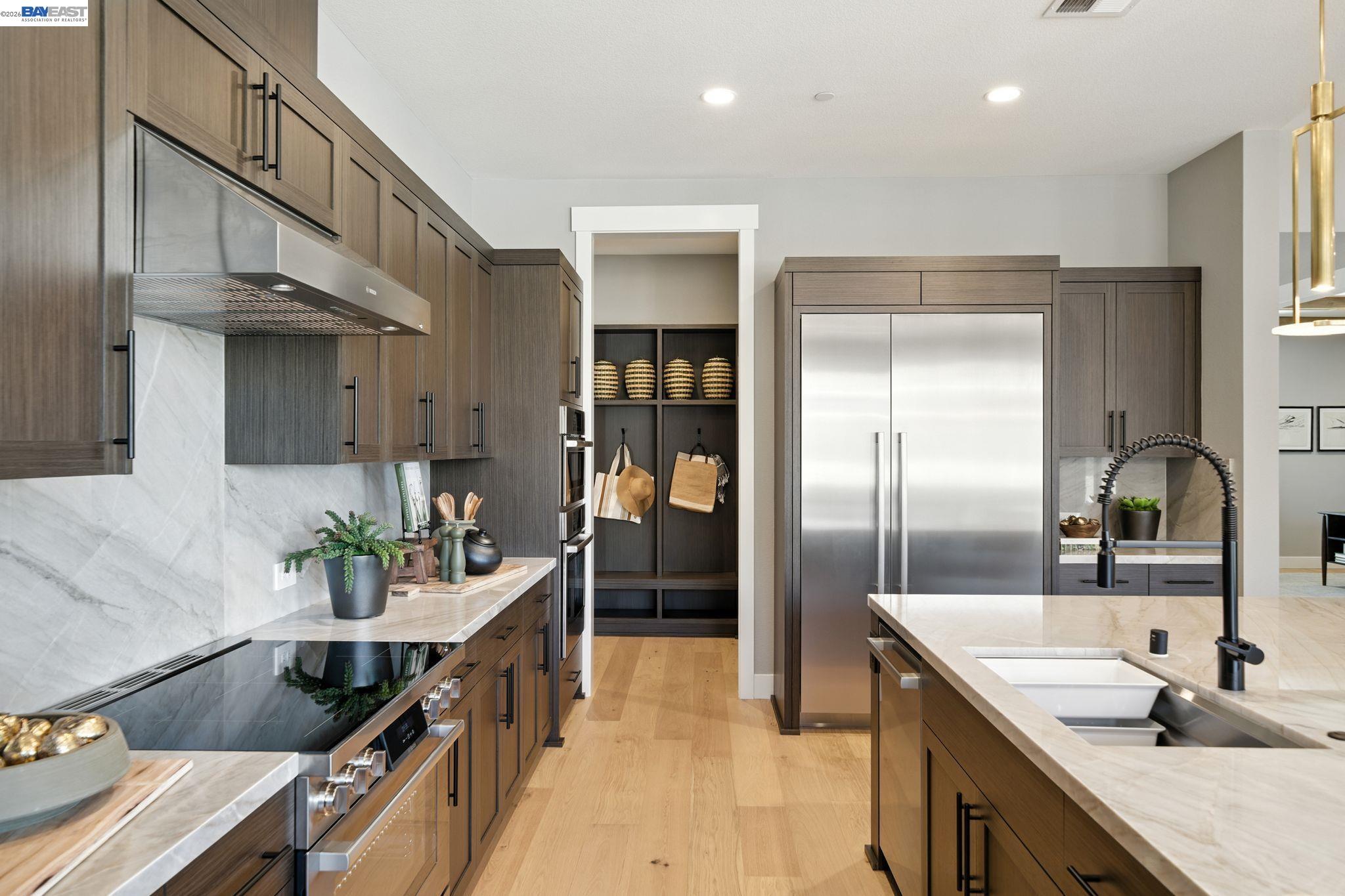 Detail Gallery Image 27 of 55 For 1658 Wren Street, Dublin,  CA 94568 - 5 Beds | 5/2 Baths