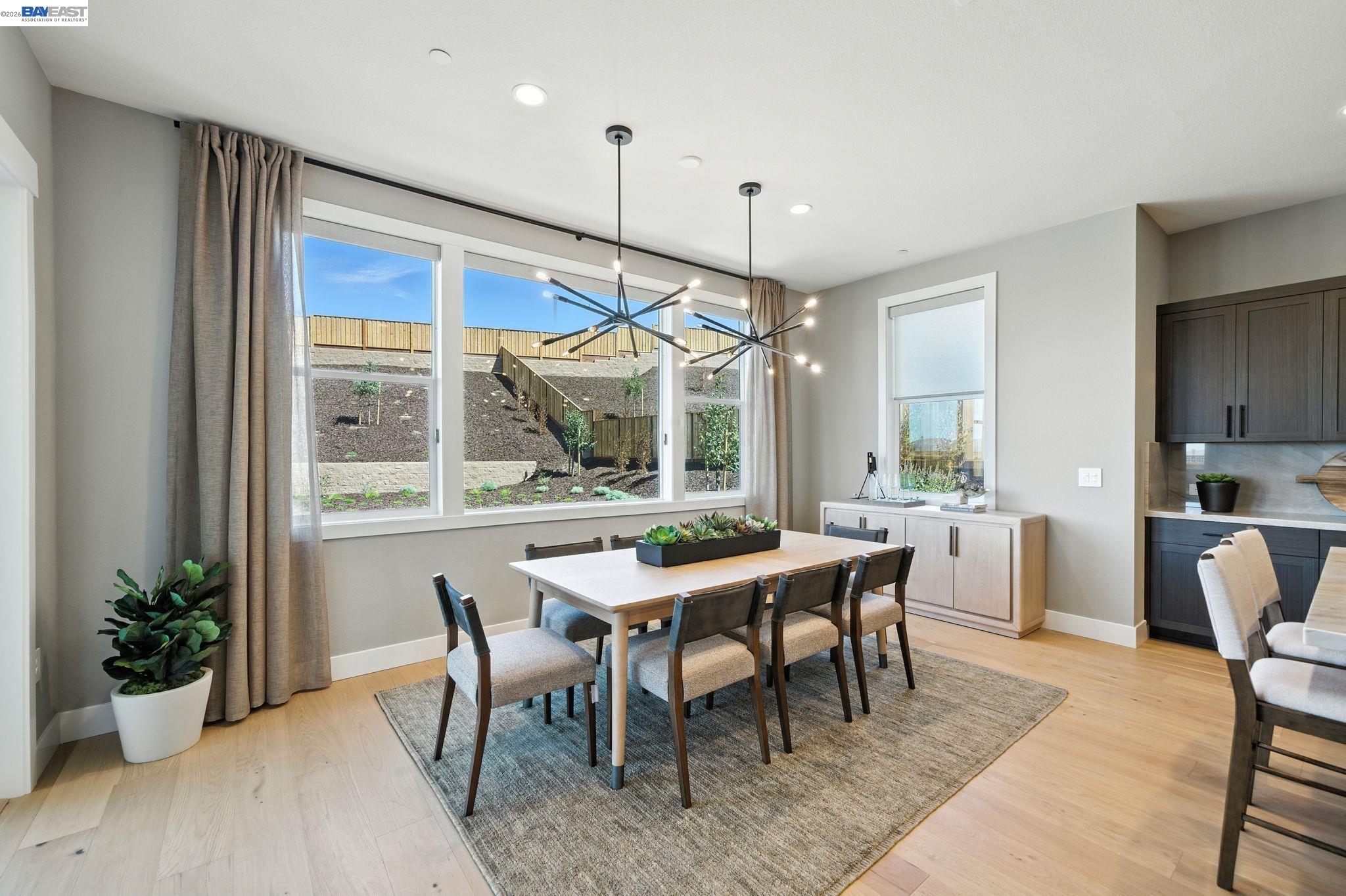 Detail Gallery Image 28 of 55 For 1658 Wren Street, Dublin,  CA 94568 - 5 Beds | 5/2 Baths