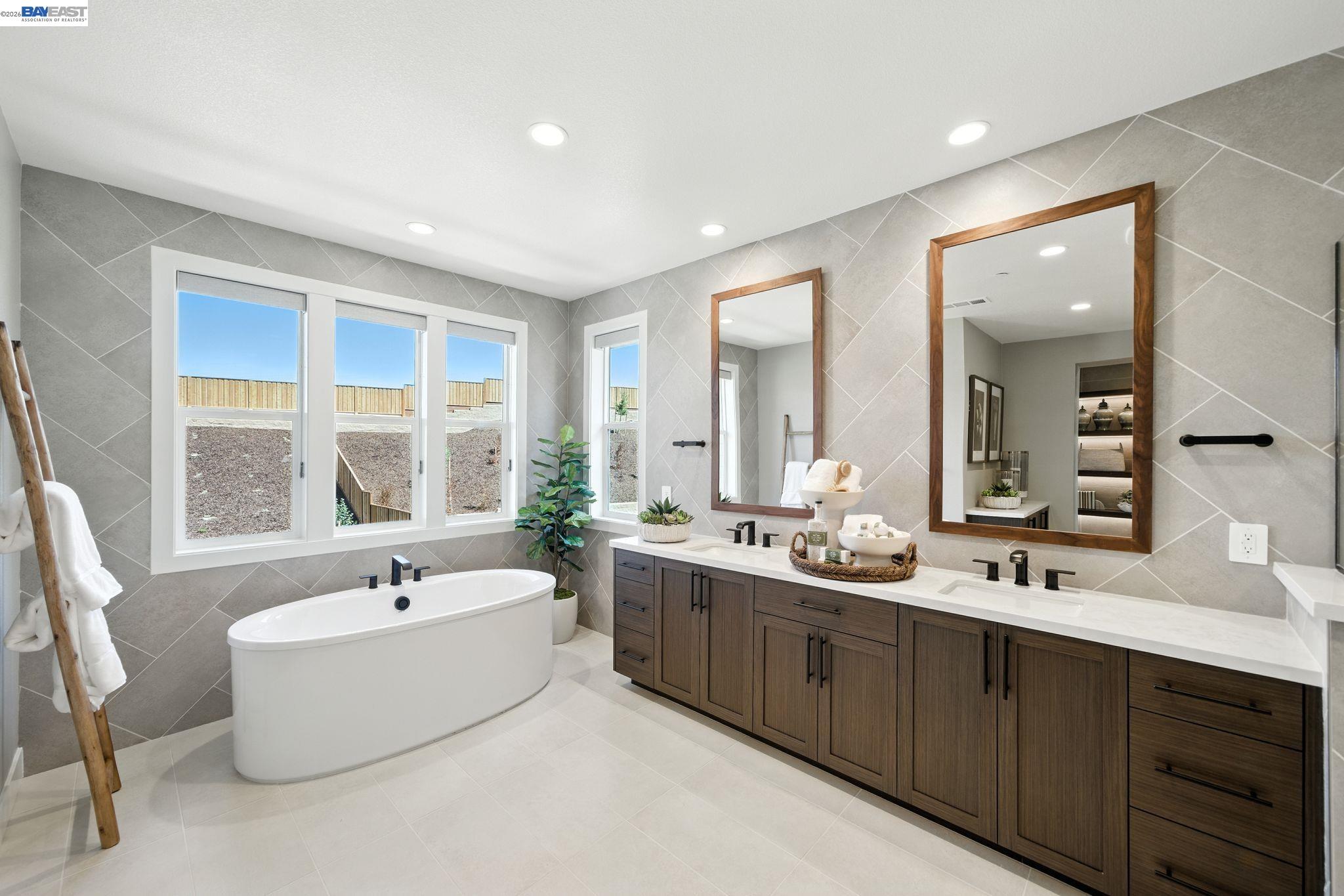 Detail Gallery Image 51 of 55 For 1658 Wren Street, Dublin,  CA 94568 - 5 Beds | 5/2 Baths