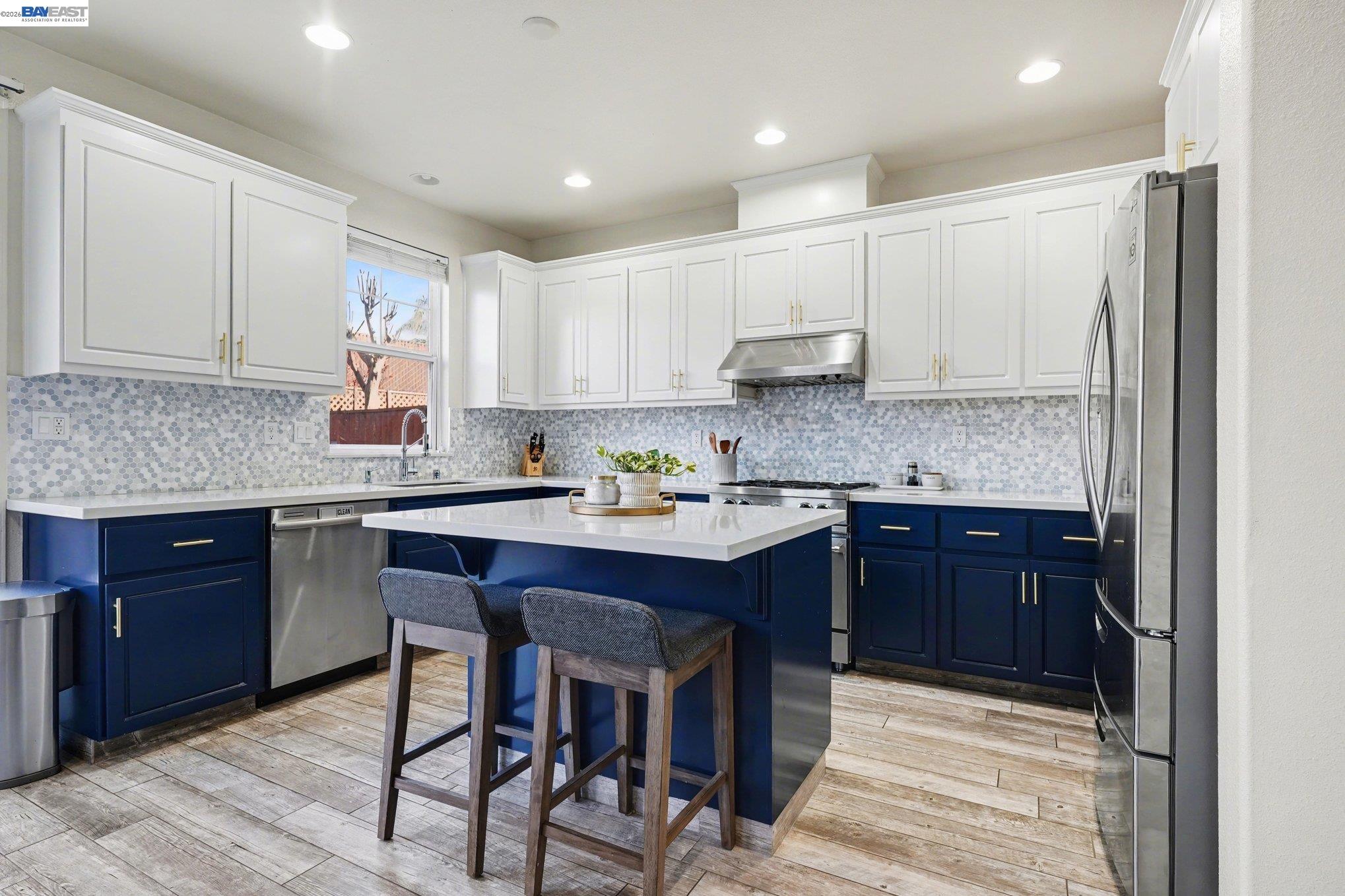 Detail Gallery Image 14 of 49 For 3092 Madsen St, Hayward,  CA 94541 - 3 Beds | 2/1 Baths