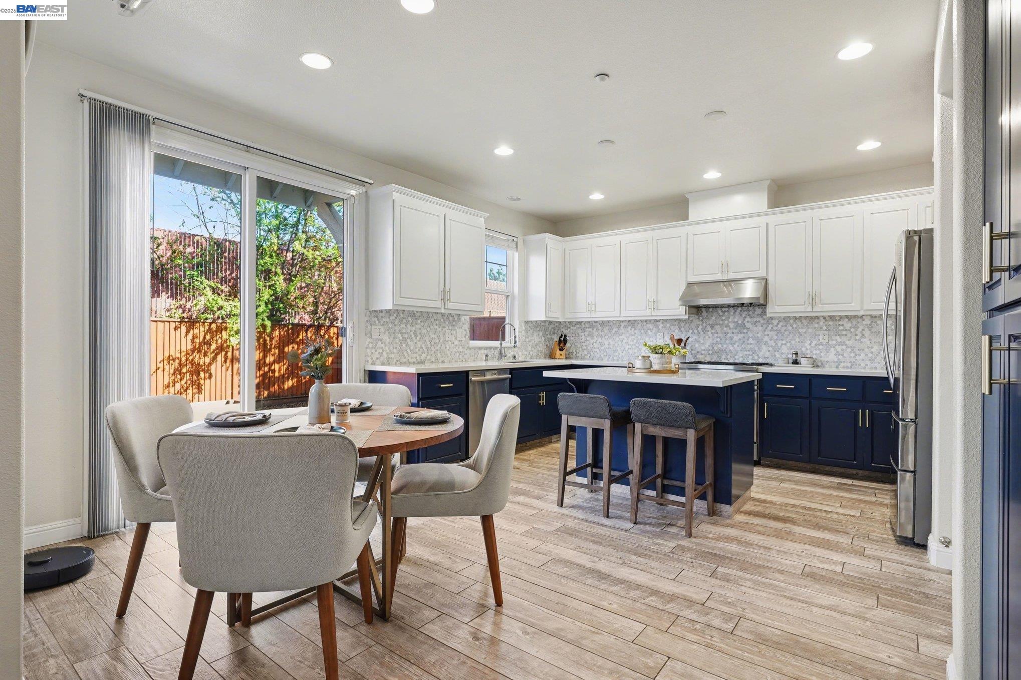 Detail Gallery Image 14 of 49 For 3092 Madsen St, Hayward,  CA 94541 - 3 Beds | 2/1 Baths