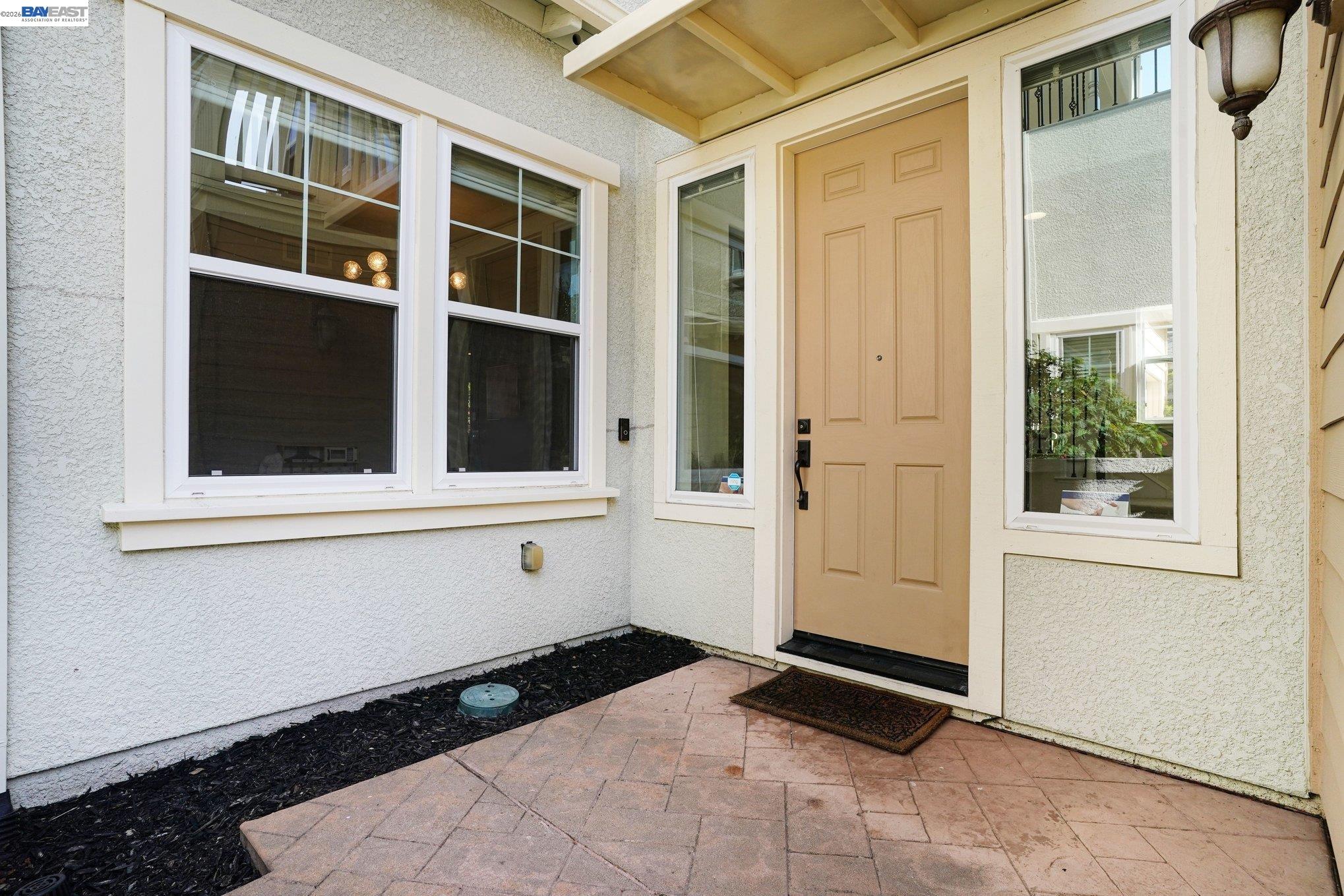 Detail Gallery Image 5 of 49 For 3092 Madsen St, Hayward,  CA 94541 - 3 Beds | 2/1 Baths