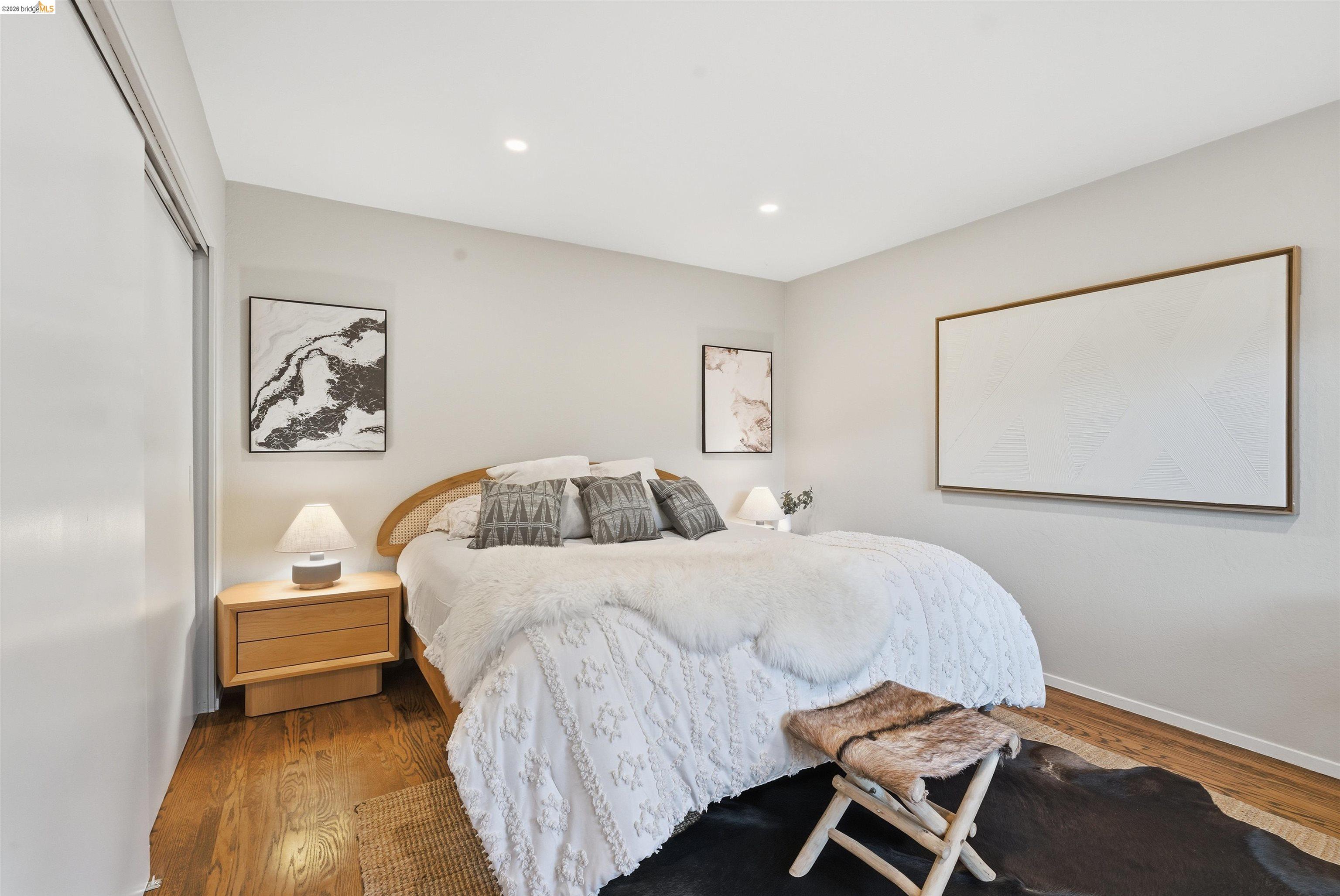 Detail Gallery Image 22 of 54 For 6416 Valley View Rd, Oakland,  CA 94611 - 3 Beds | 2 Baths