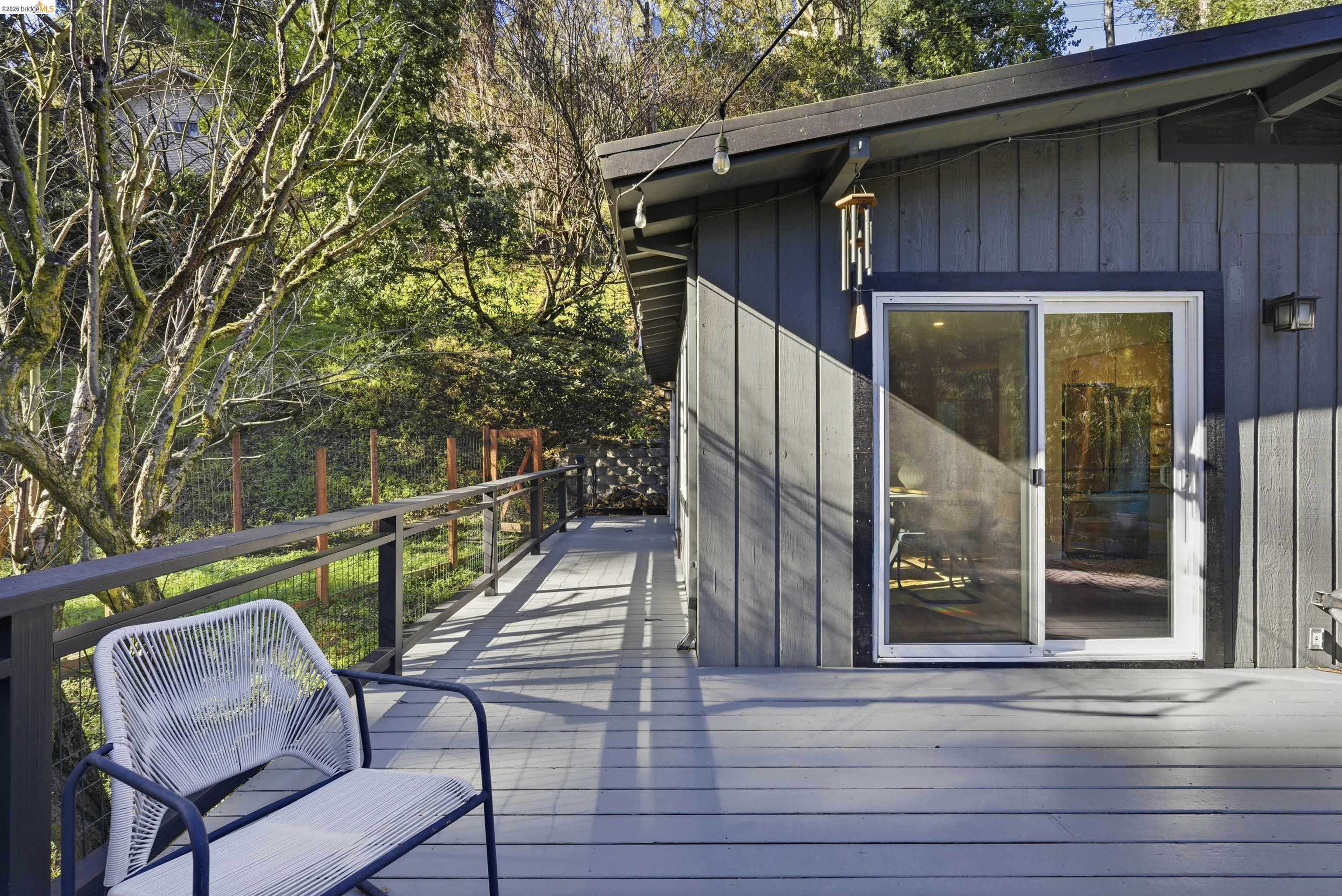 Detail Gallery Image 39 of 54 For 6416 Valley View Rd, Oakland,  CA 94611 - 3 Beds | 2 Baths