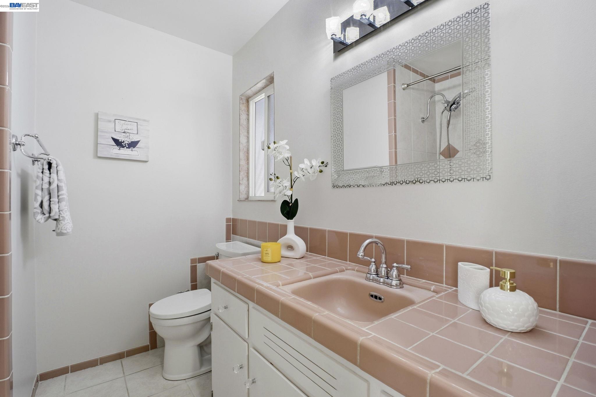 Detail Gallery Image 29 of 37 For 1549 Rieger Ave, Hayward,  CA 94544 - 3 Beds | 2 Baths