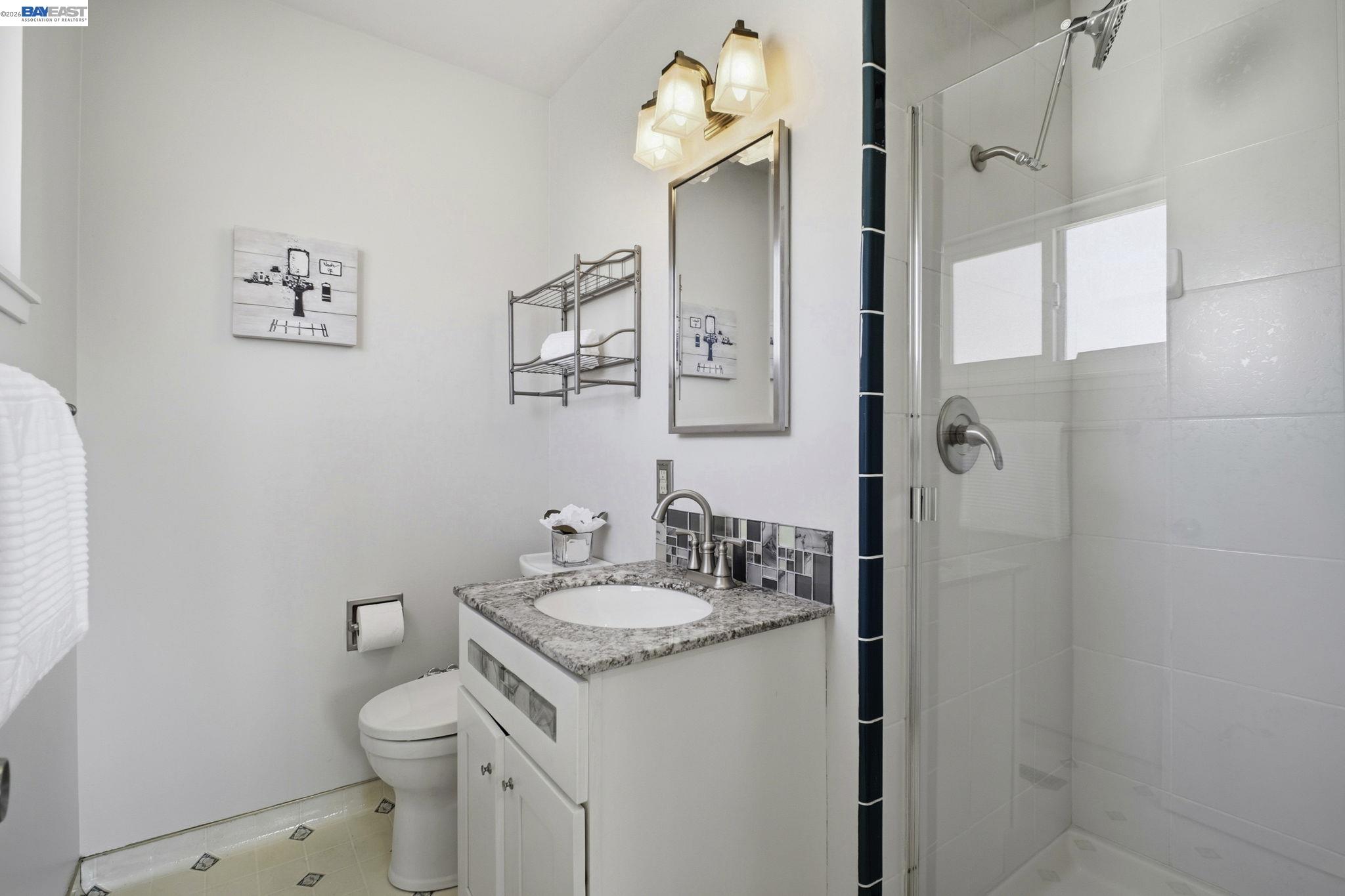 Detail Gallery Image 31 of 37 For 1549 Rieger Ave, Hayward,  CA 94544 - 3 Beds | 2 Baths