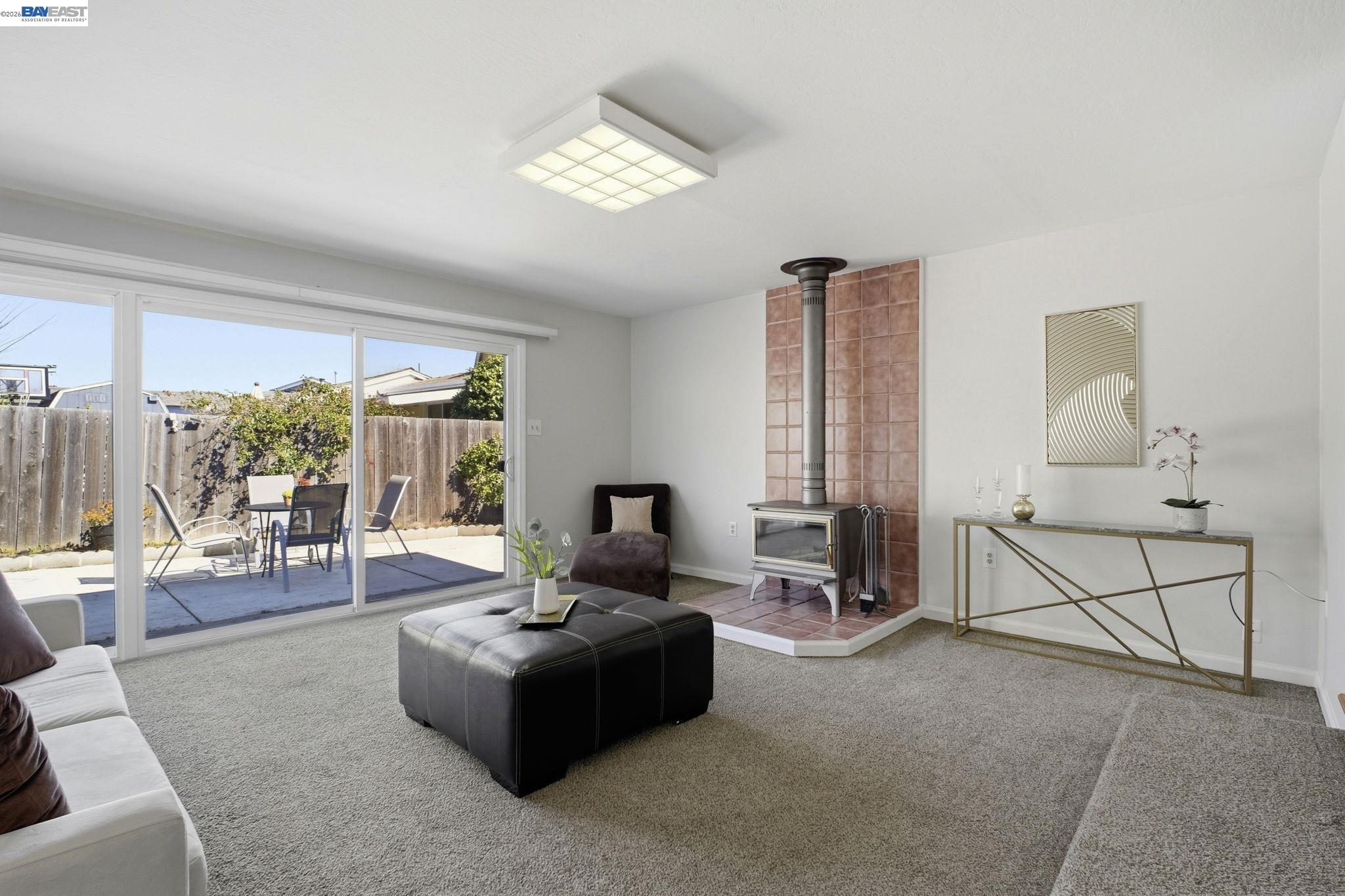 Detail Gallery Image 10 of 37 For 1549 Rieger Ave, Hayward,  CA 94544 - 3 Beds | 2 Baths