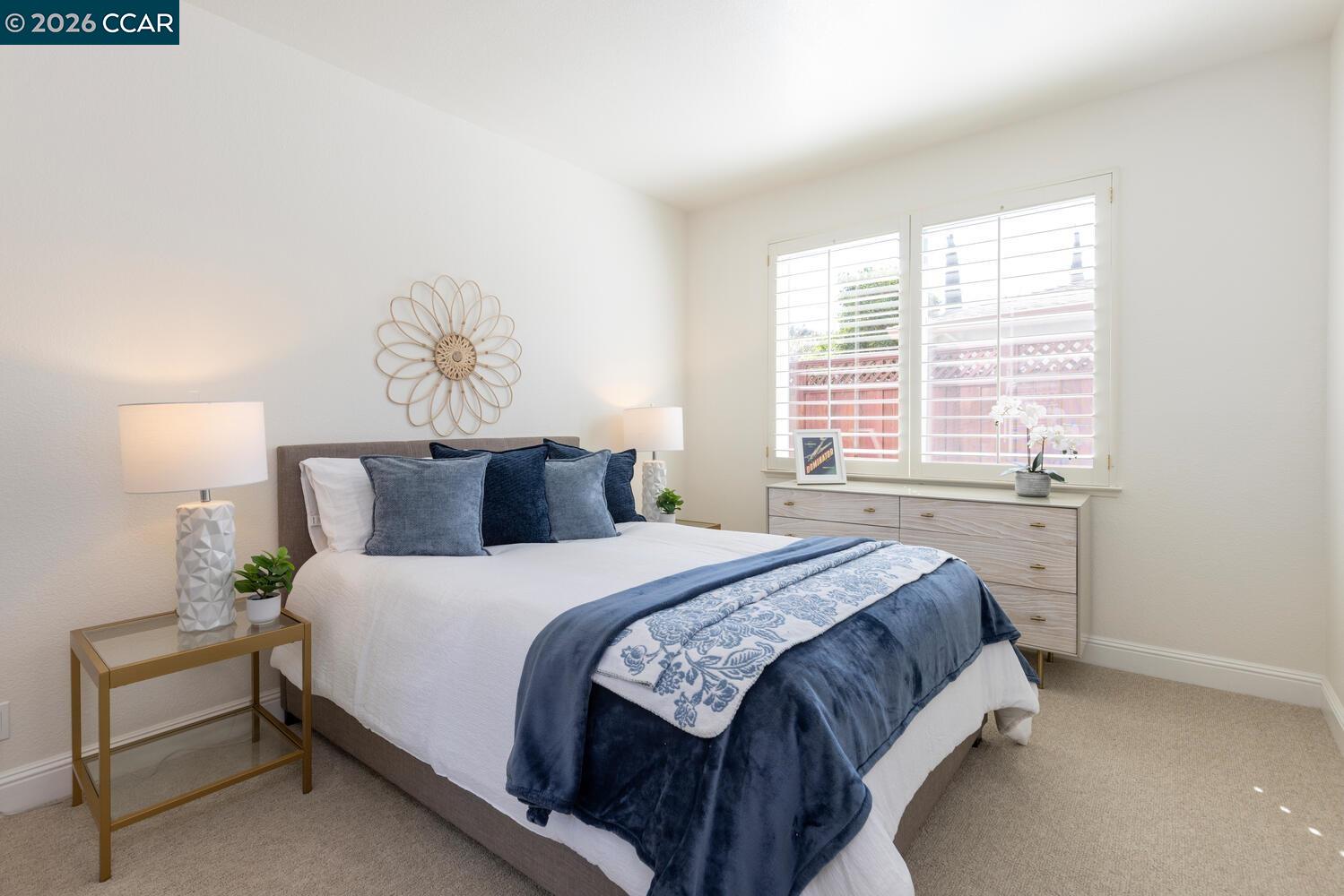 Detail Gallery Image 19 of 42 For 2042 Smith Ln, Concord,  CA 94518 - 5 Beds | 3 Baths