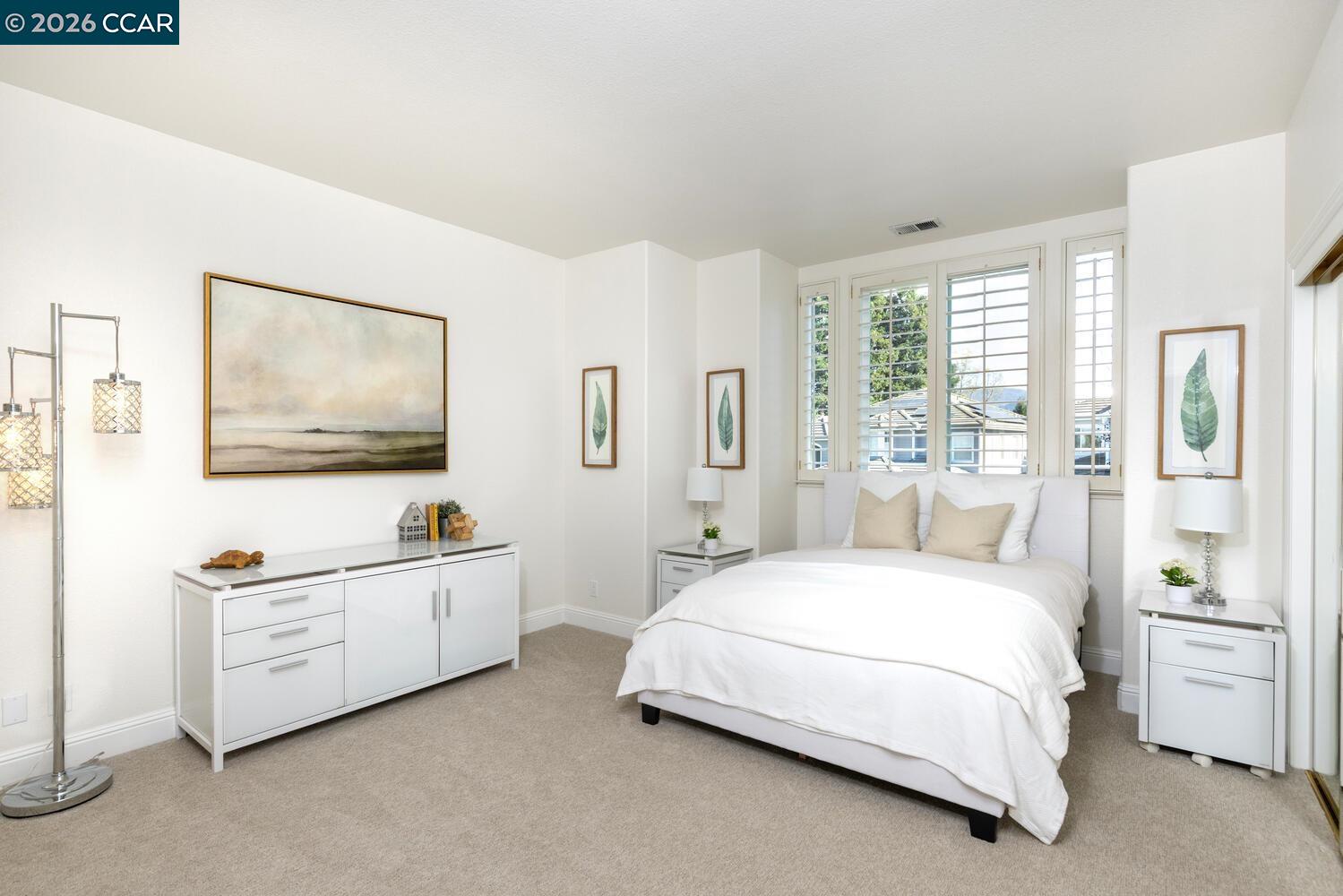 Detail Gallery Image 29 of 42 For 2042 Smith Ln, Concord,  CA 94518 - 5 Beds | 3 Baths