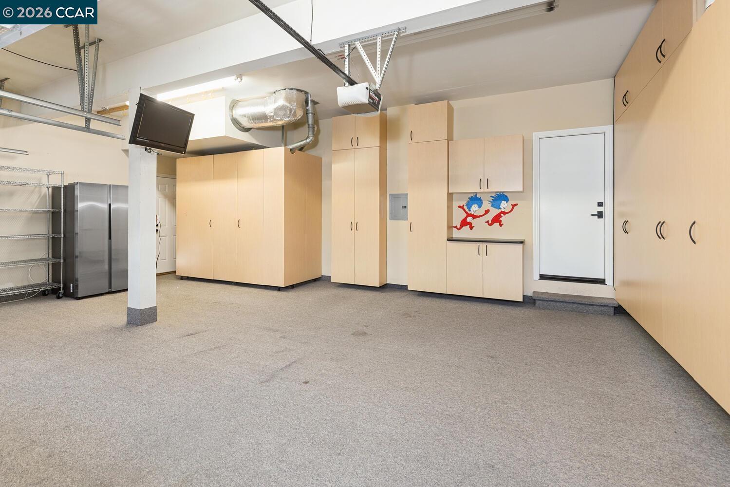 Detail Gallery Image 40 of 42 For 2042 Smith Ln, Concord,  CA 94518 - 5 Beds | 3 Baths