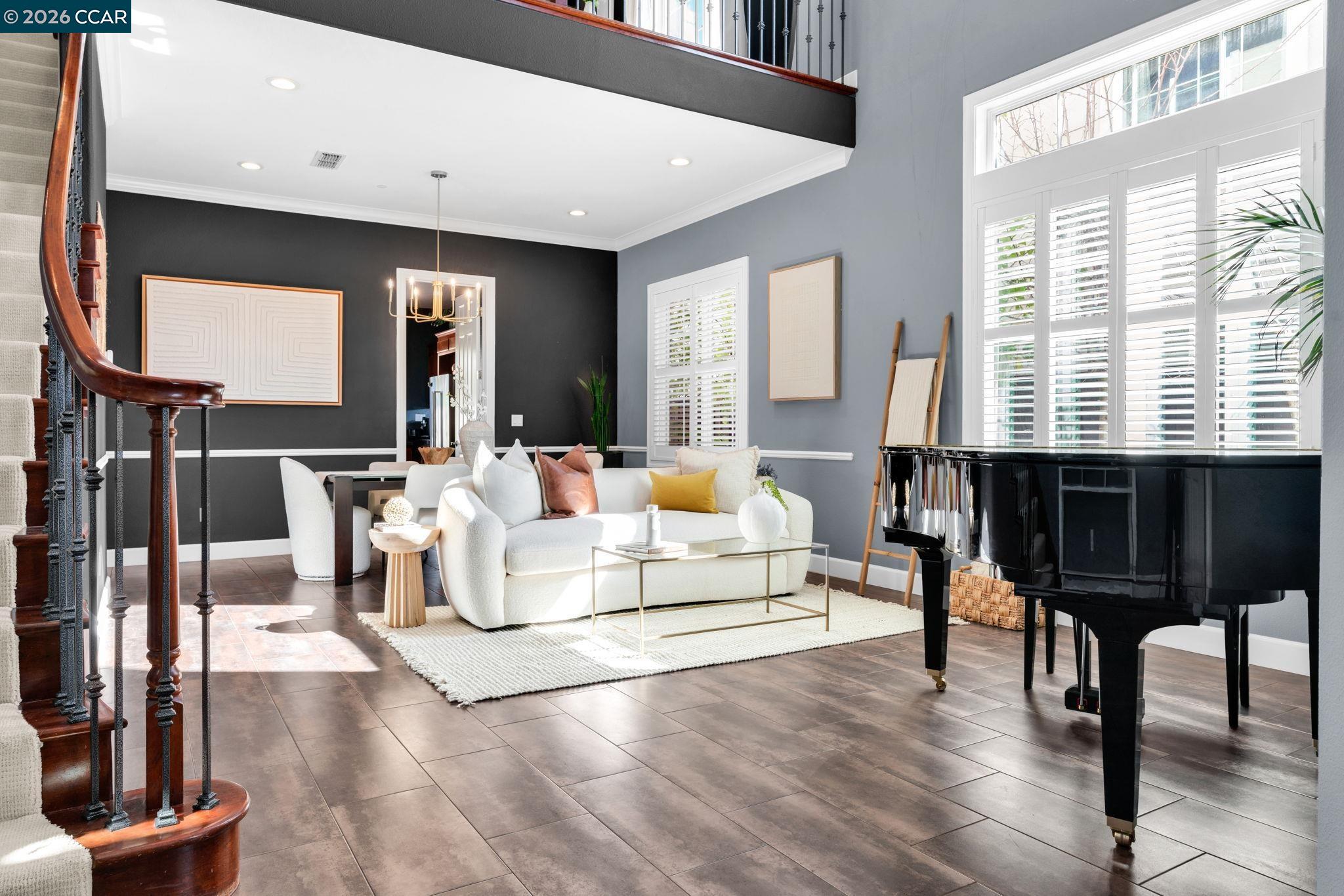 Detail Gallery Image 2 of 60 For 4999 Piper Glen Terrace, Dublin,  CA 94568-7489 - 4 Beds | 2/1 Baths