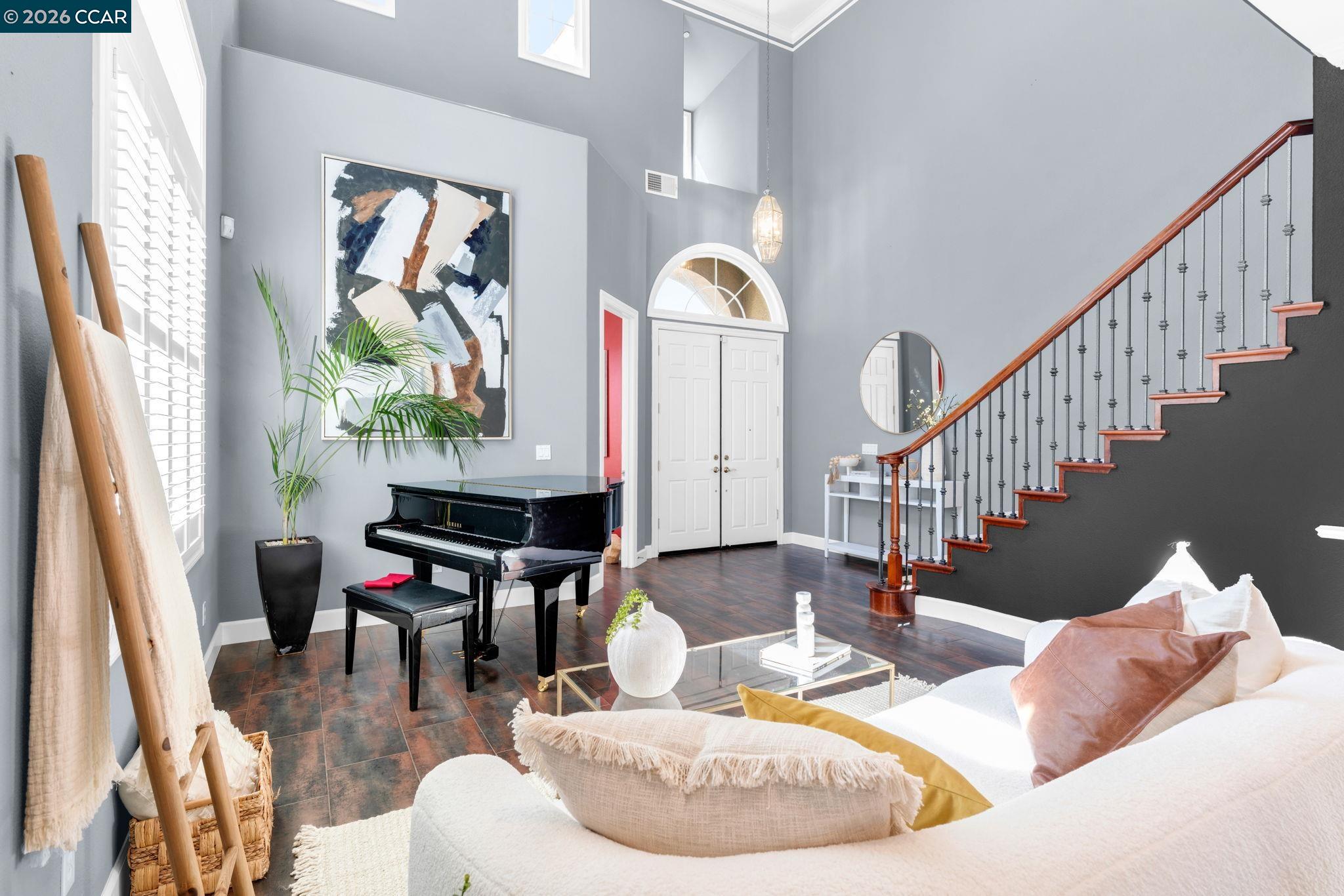 Detail Gallery Image 5 of 59 For 4999 Piper Glen Terrace, Dublin,  CA 94568-7489 - 4 Beds | 2/1 Baths