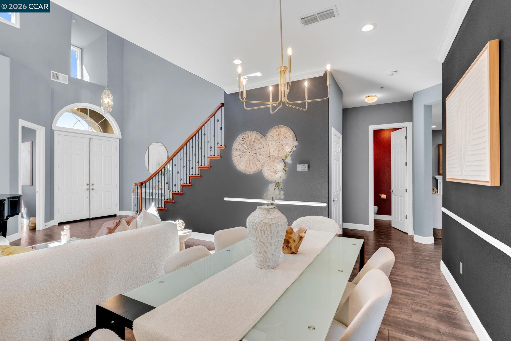 Detail Gallery Image 8 of 60 For 4999 Piper Glen Terrace, Dublin,  CA 94568-7489 - 4 Beds | 2/1 Baths