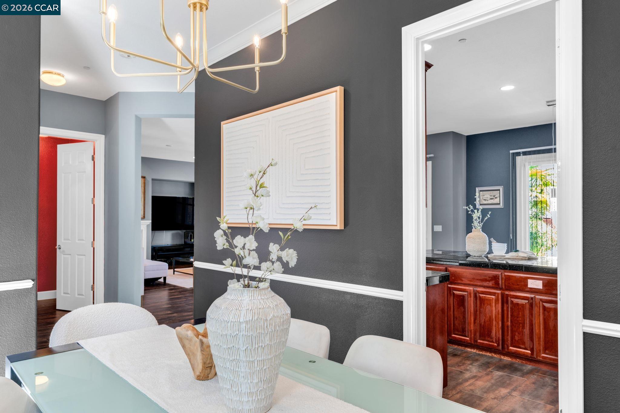 Detail Gallery Image 9 of 59 For 4999 Piper Glen Terrace, Dublin,  CA 94568-7489 - 4 Beds | 2/1 Baths