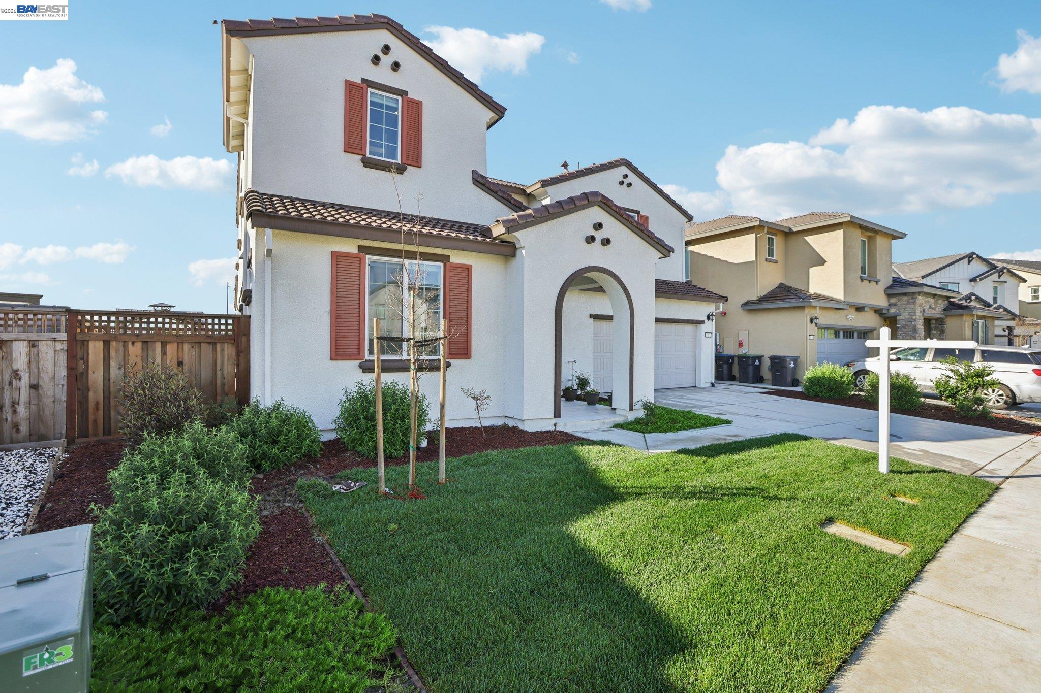 Detail Gallery Image 2 of 60 For 16172 Abernathy Ct, Lathrop,  CA 95330 - 6 Beds | 4 Baths