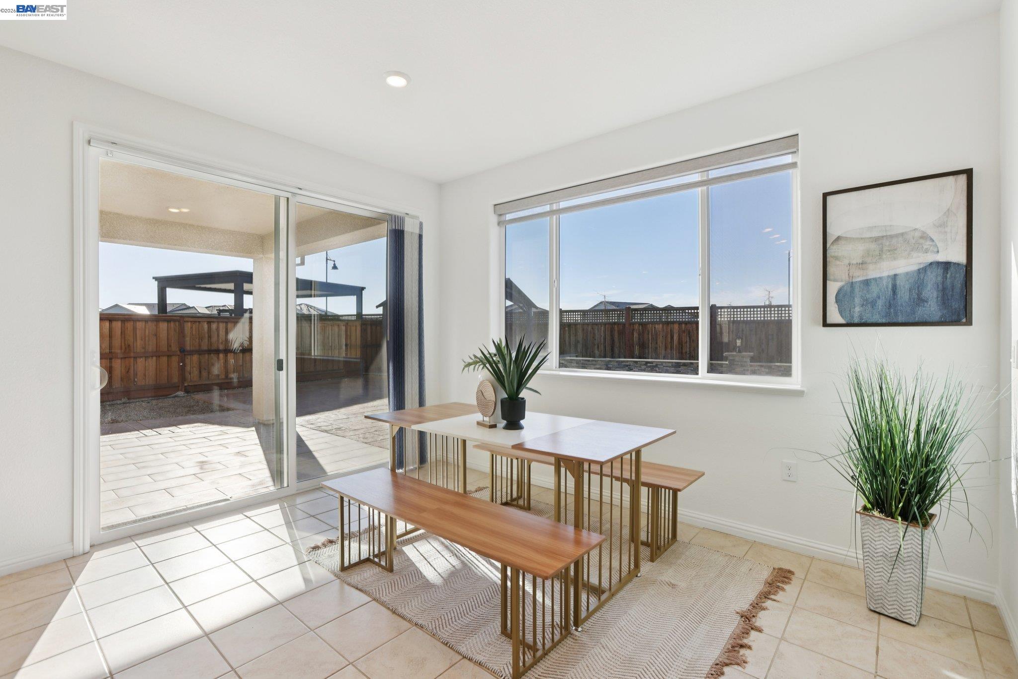 Detail Gallery Image 11 of 60 For 16172 Abernathy Ct, Lathrop,  CA 95330 - 6 Beds | 4 Baths