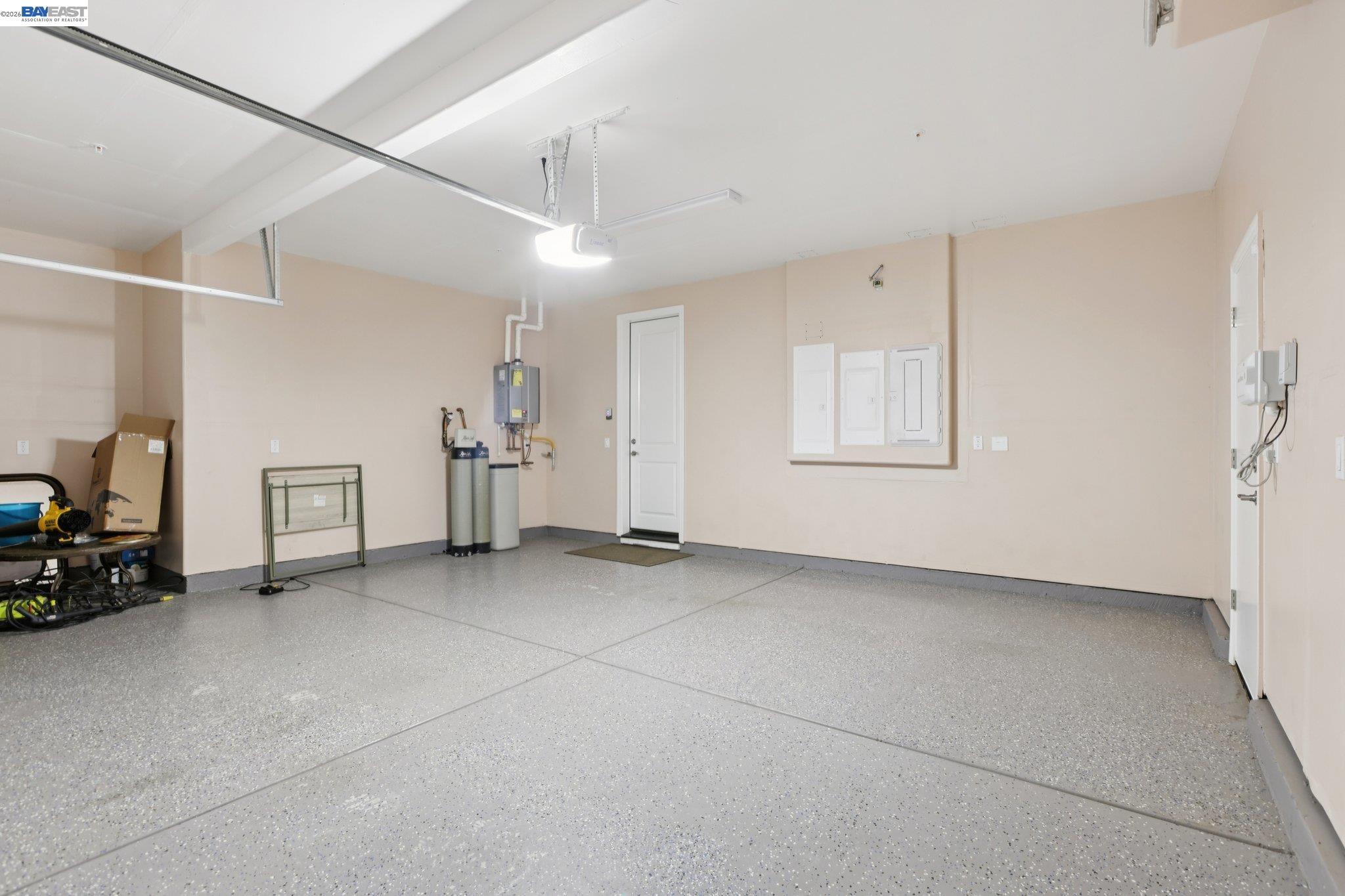 Detail Gallery Image 44 of 60 For 16172 Abernathy Ct, Lathrop,  CA 95330 - 6 Beds | 4 Baths