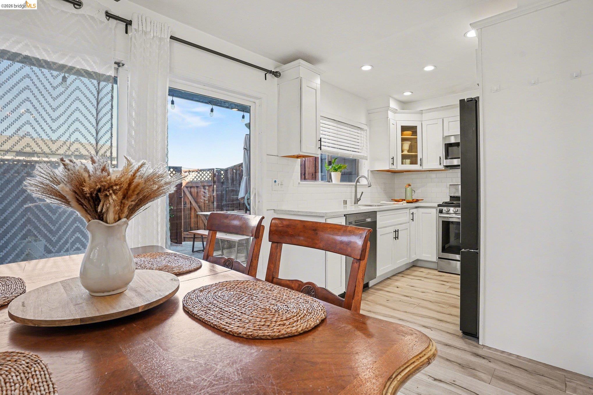 Photo #8: 41126043 Listing: Photo #8