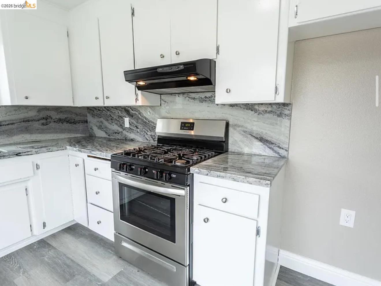 Detail Gallery Image 8 of 37 For 1104 Holly Ave, Linda,  CA 95961 - 3 Beds | 1 Baths