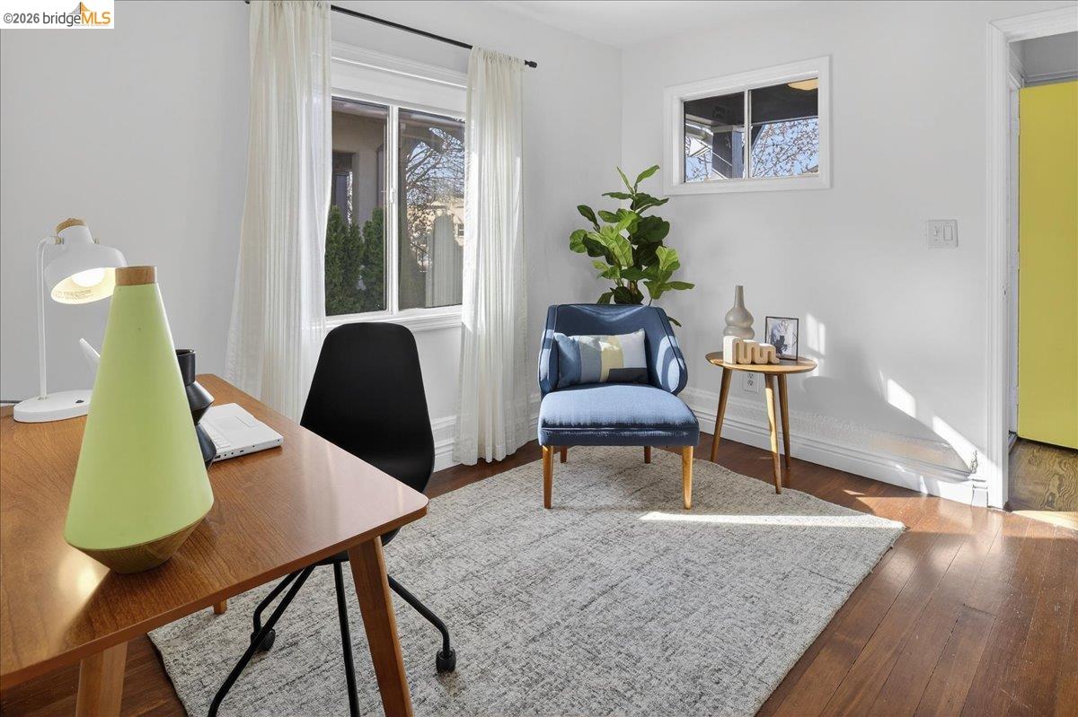 Detail Gallery Image 18 of 30 For 4030 Lusk St, Oakland,  CA 94608 - 2 Beds | 2 Baths