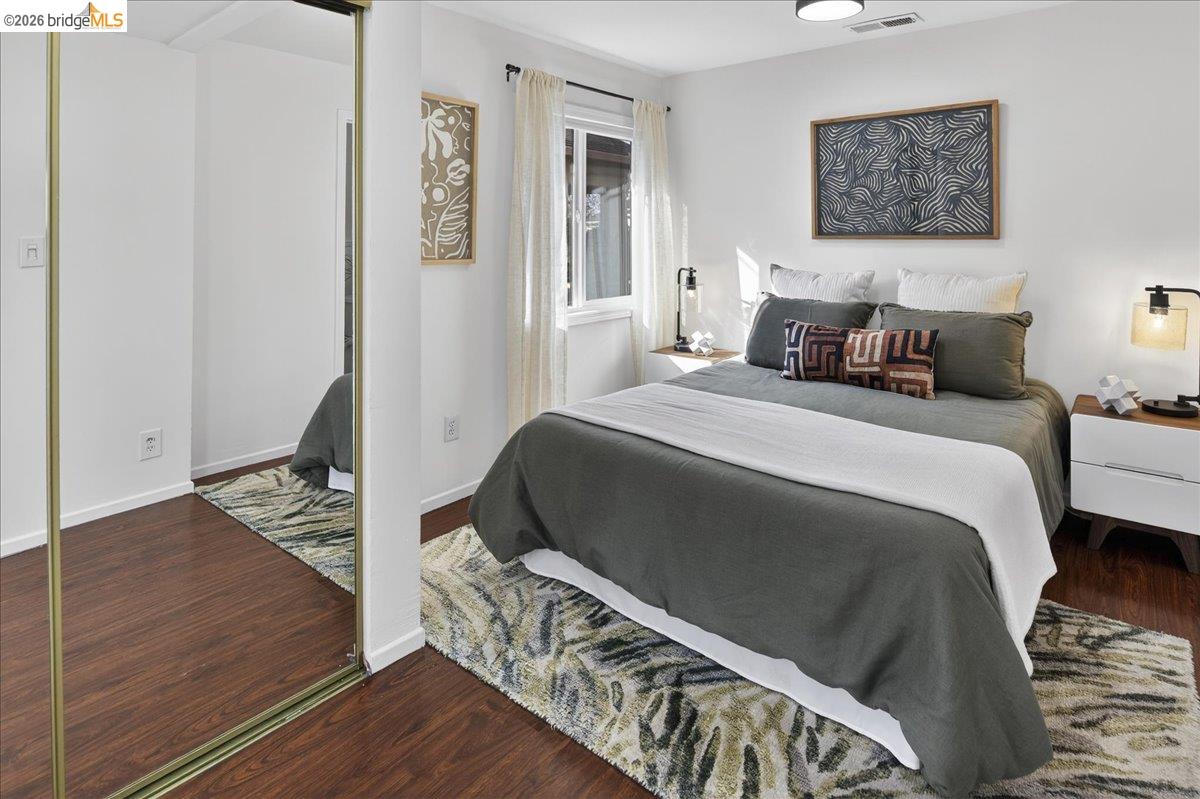 Detail Gallery Image 22 of 30 For 4030 Lusk St, Oakland,  CA 94608 - 2 Beds | 2 Baths