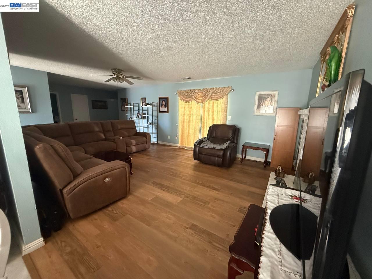 Detail Gallery Image 7 of 18 For 119 Santa Cruz St, Madera,  CA 93637 - 3 Beds | 2 Baths