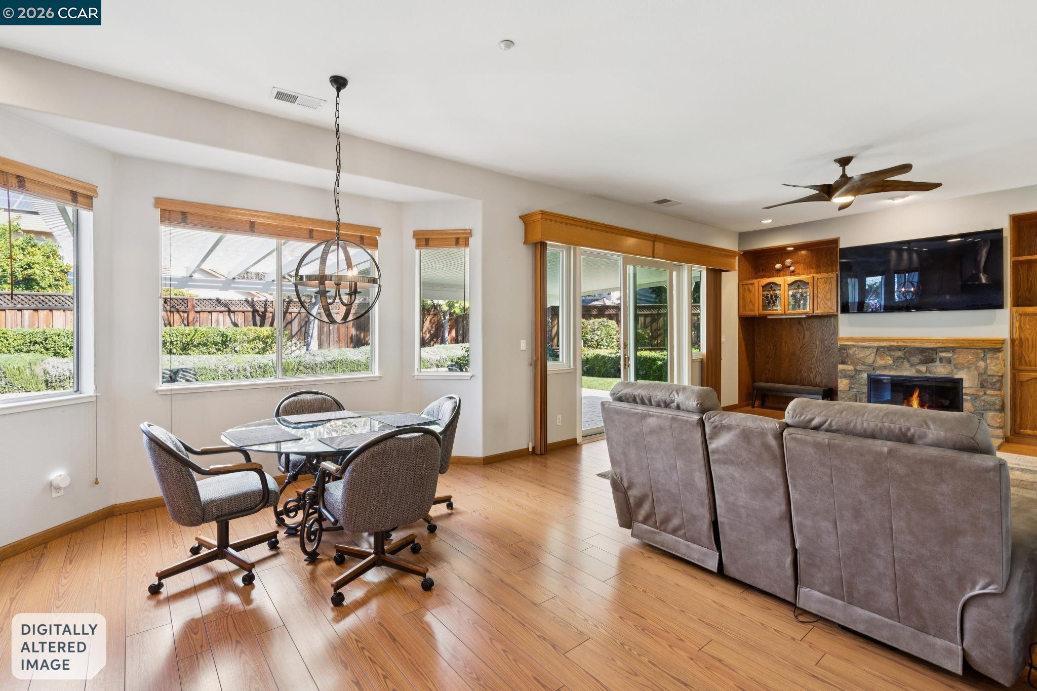 Detail Gallery Image 12 of 54 For 1869 Renee Way, Concord,  CA 94521 - 4 Beds | 3 Baths