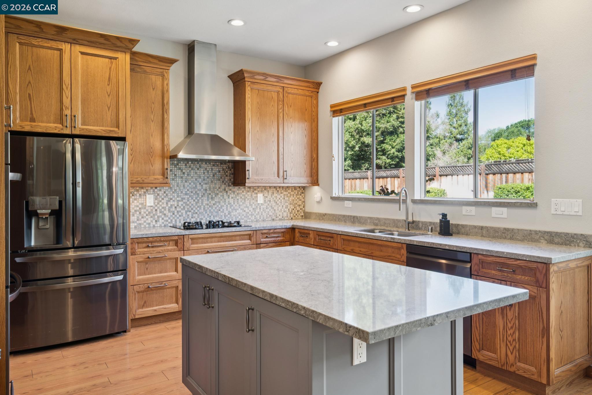 Detail Gallery Image 17 of 54 For 1869 Renee Way, Concord,  CA 94521 - 4 Beds | 3 Baths