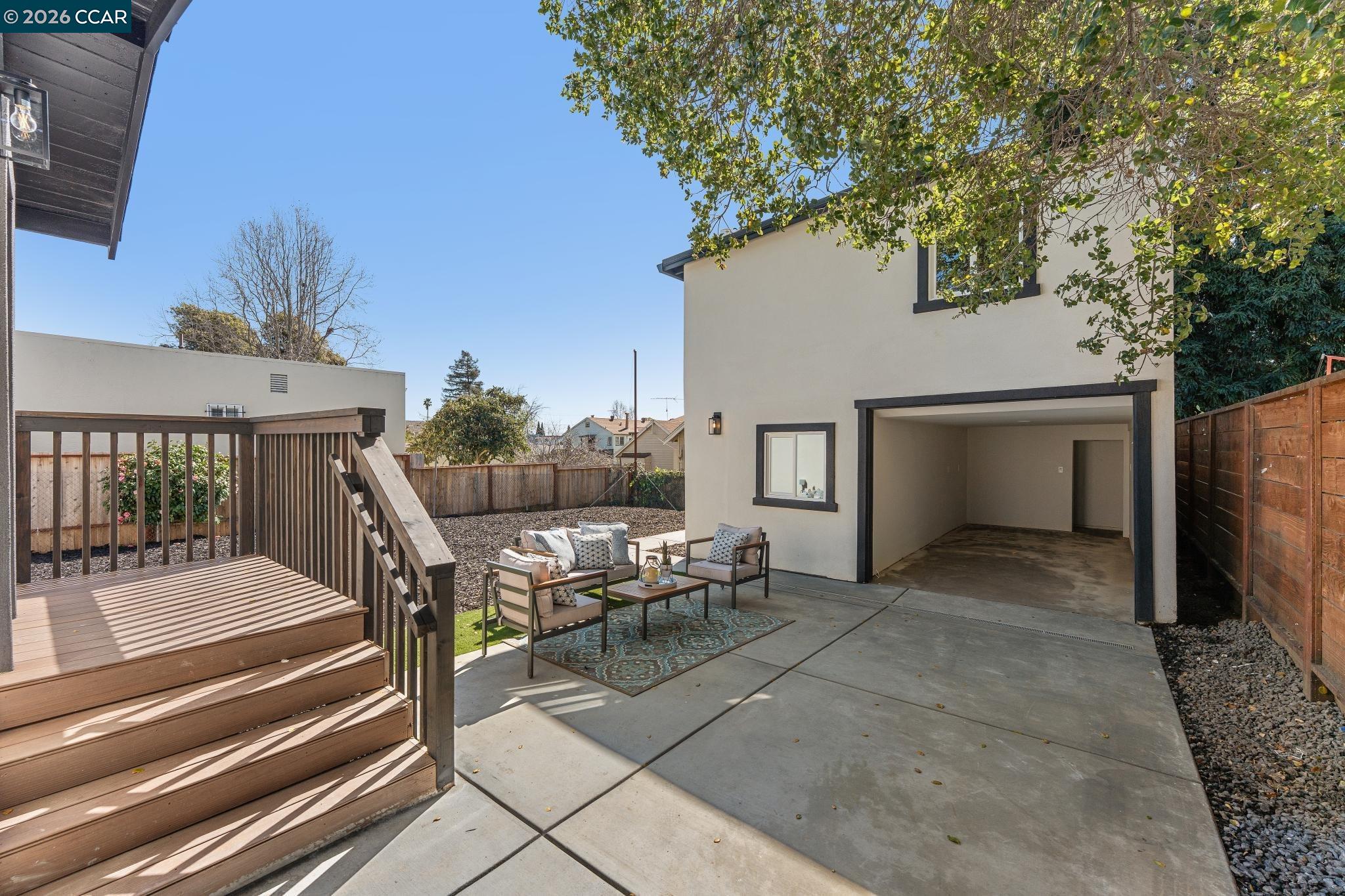 Detail Gallery Image 14 of 23 For 3017 Madeline St, Oakland,  CA 94602 - 3 Beds | 2 Baths