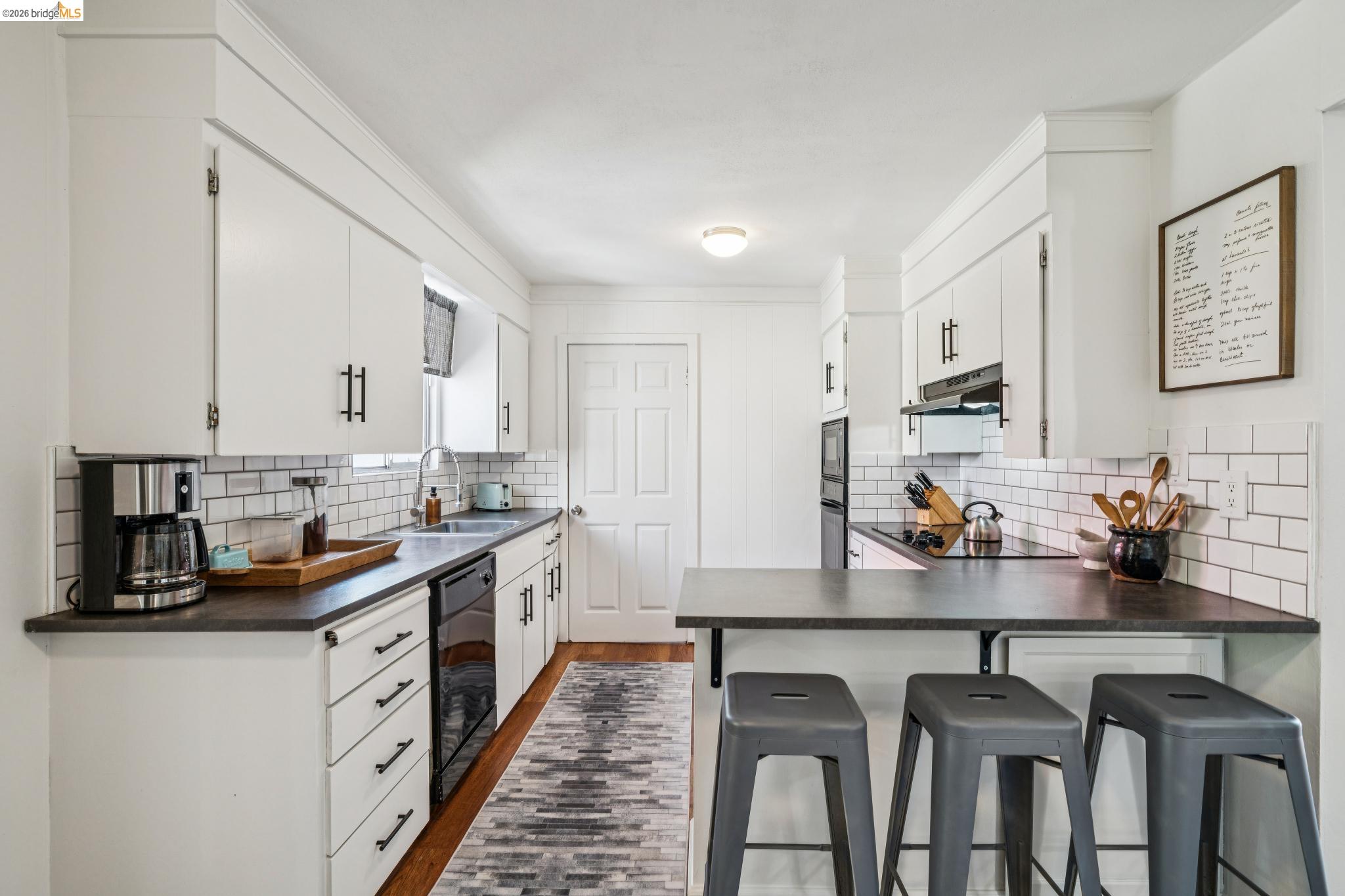 Detail Gallery Image 10 of 36 For 712 40th St, Richmond,  CA 94805 - 3 Beds | 2 Baths