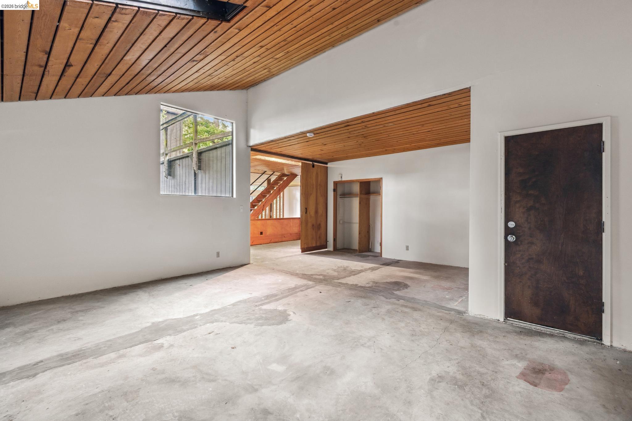 Detail Gallery Image 29 of 60 For 39 Canyon Rd, Berkeley,  CA 94704 - 4 Beds | 3/1 Baths