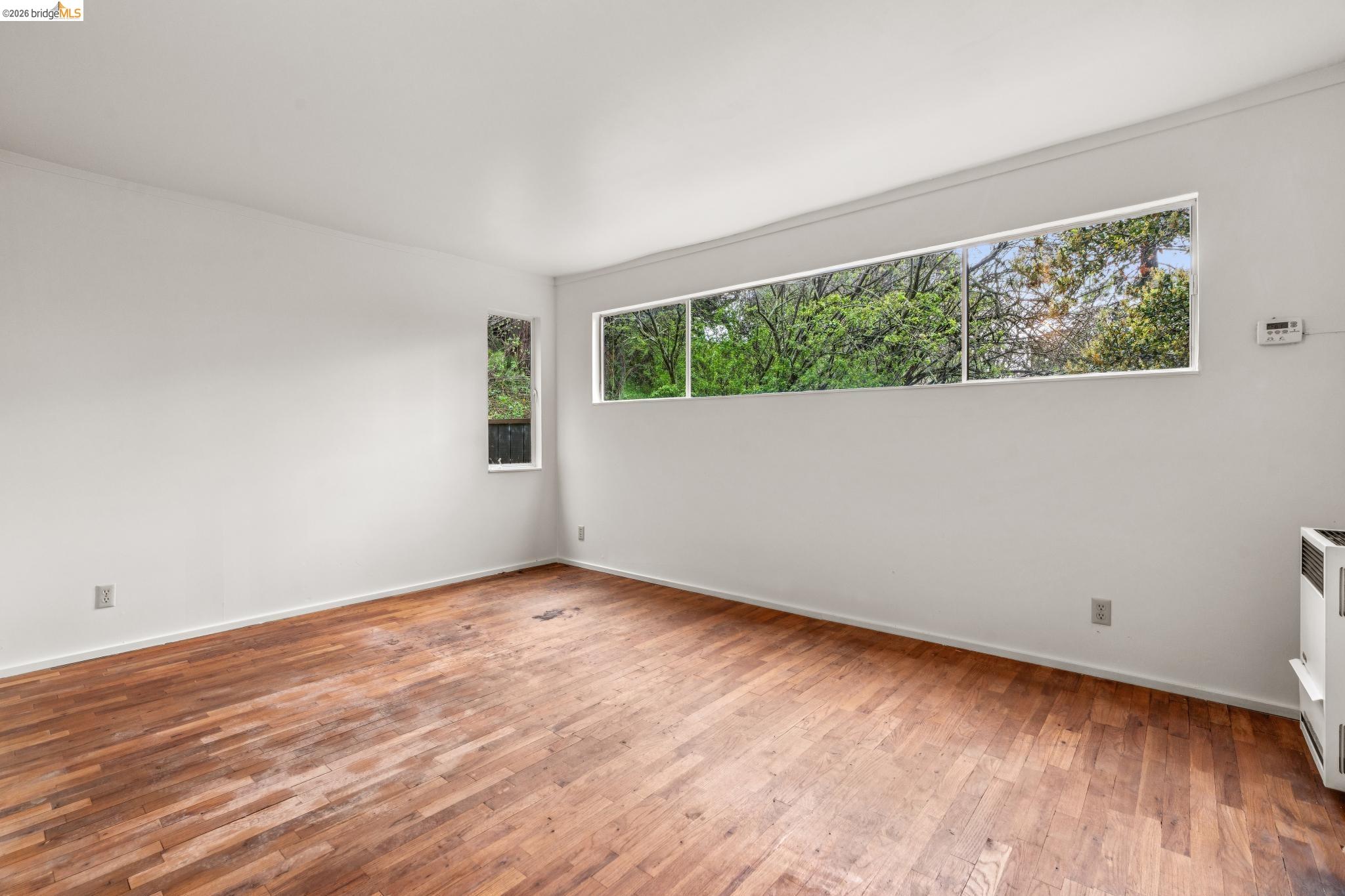 Detail Gallery Image 39 of 60 For 39 Canyon Rd, Berkeley,  CA 94704 - 4 Beds | 3/1 Baths