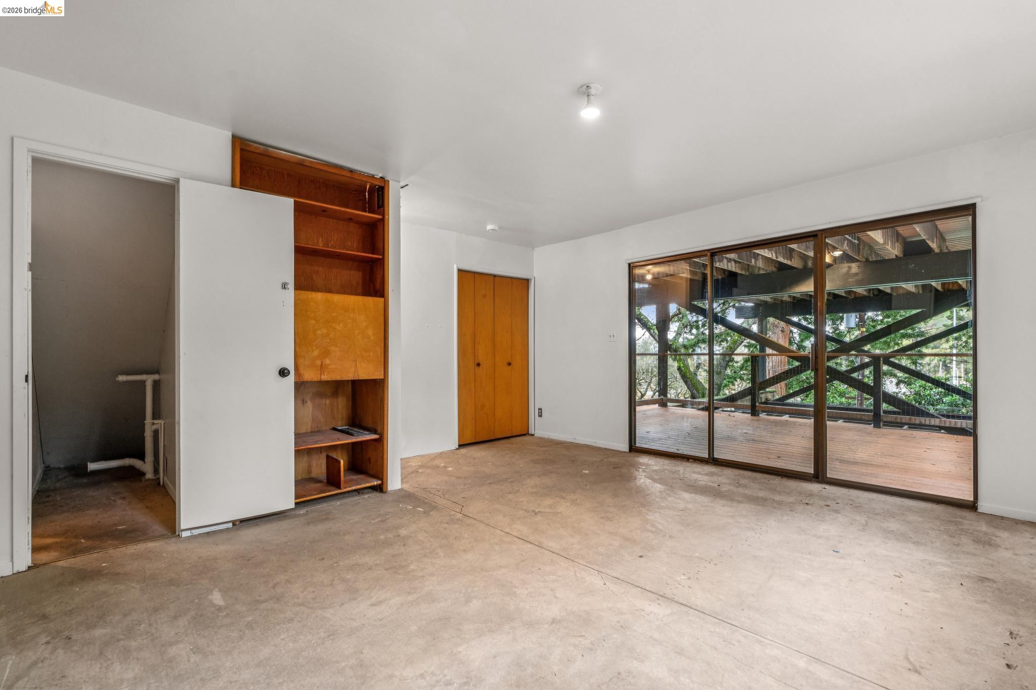 Detail Gallery Image 52 of 60 For 39 Canyon Rd, Berkeley,  CA 94704 - 4 Beds | 3/1 Baths