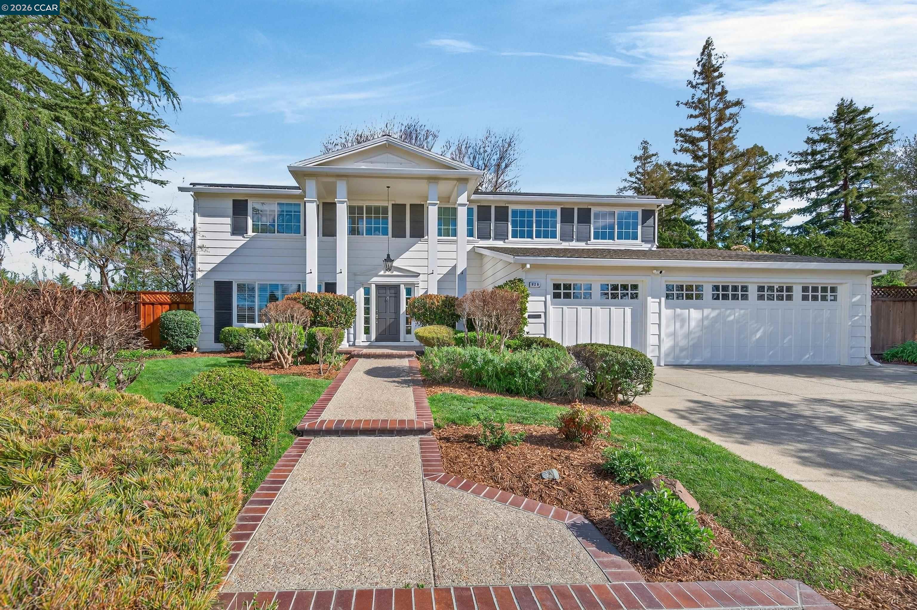 Front Image Thumbnail for CC41126055