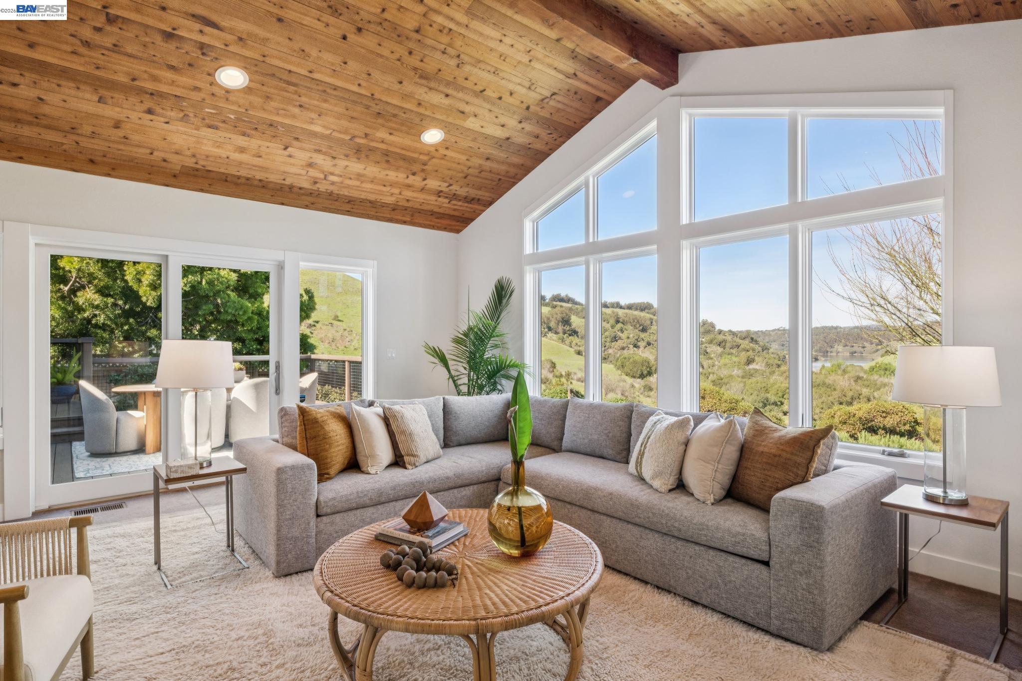 Detail Gallery Image 27 of 47 For 3146 Aylesbury Court, Castro Valley,  CA 94546 - 3 Beds | 2 Baths