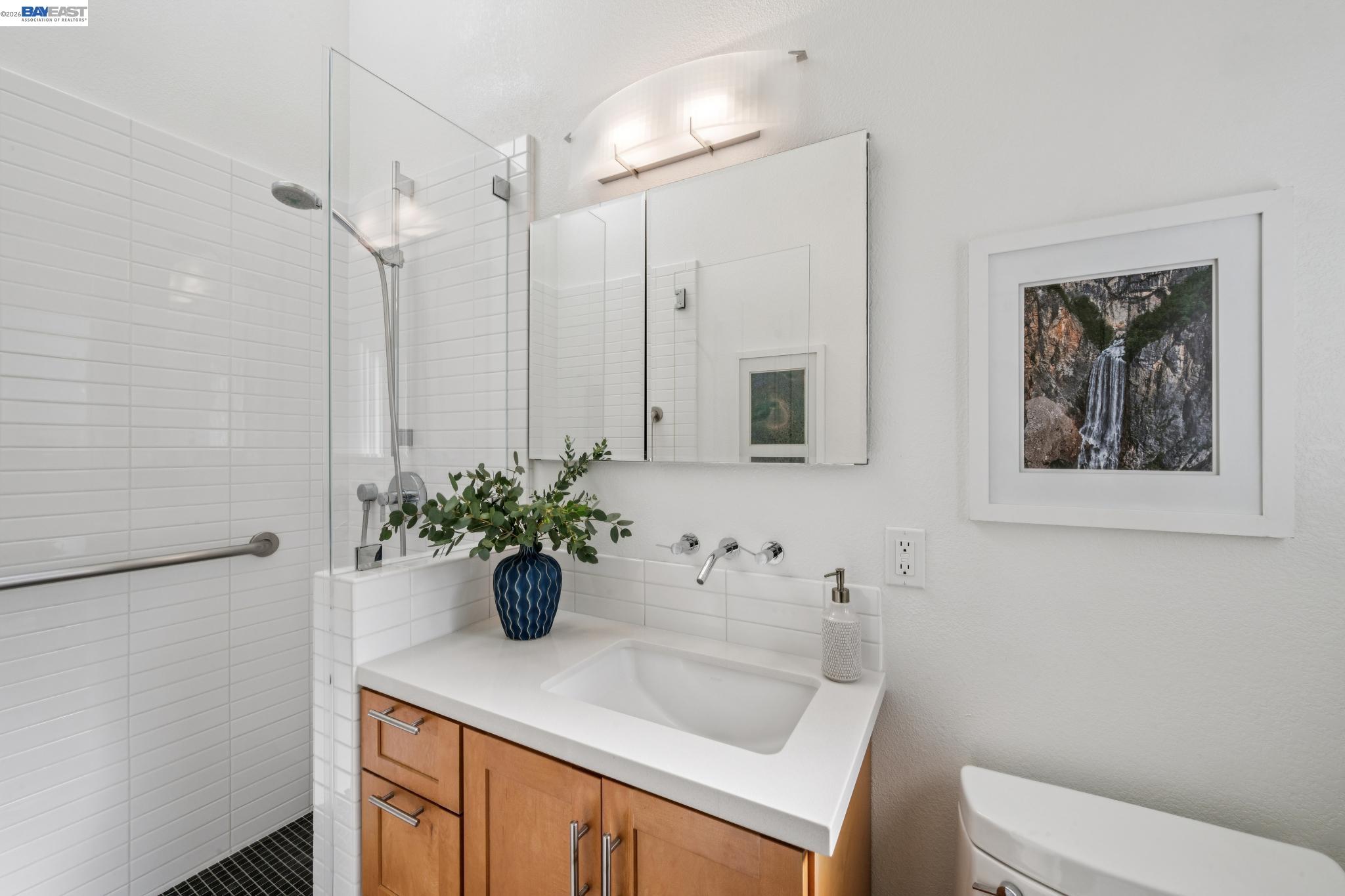 Detail Gallery Image 30 of 47 For 3146 Aylesbury Court, Castro Valley,  CA 94546 - 3 Beds | 2 Baths