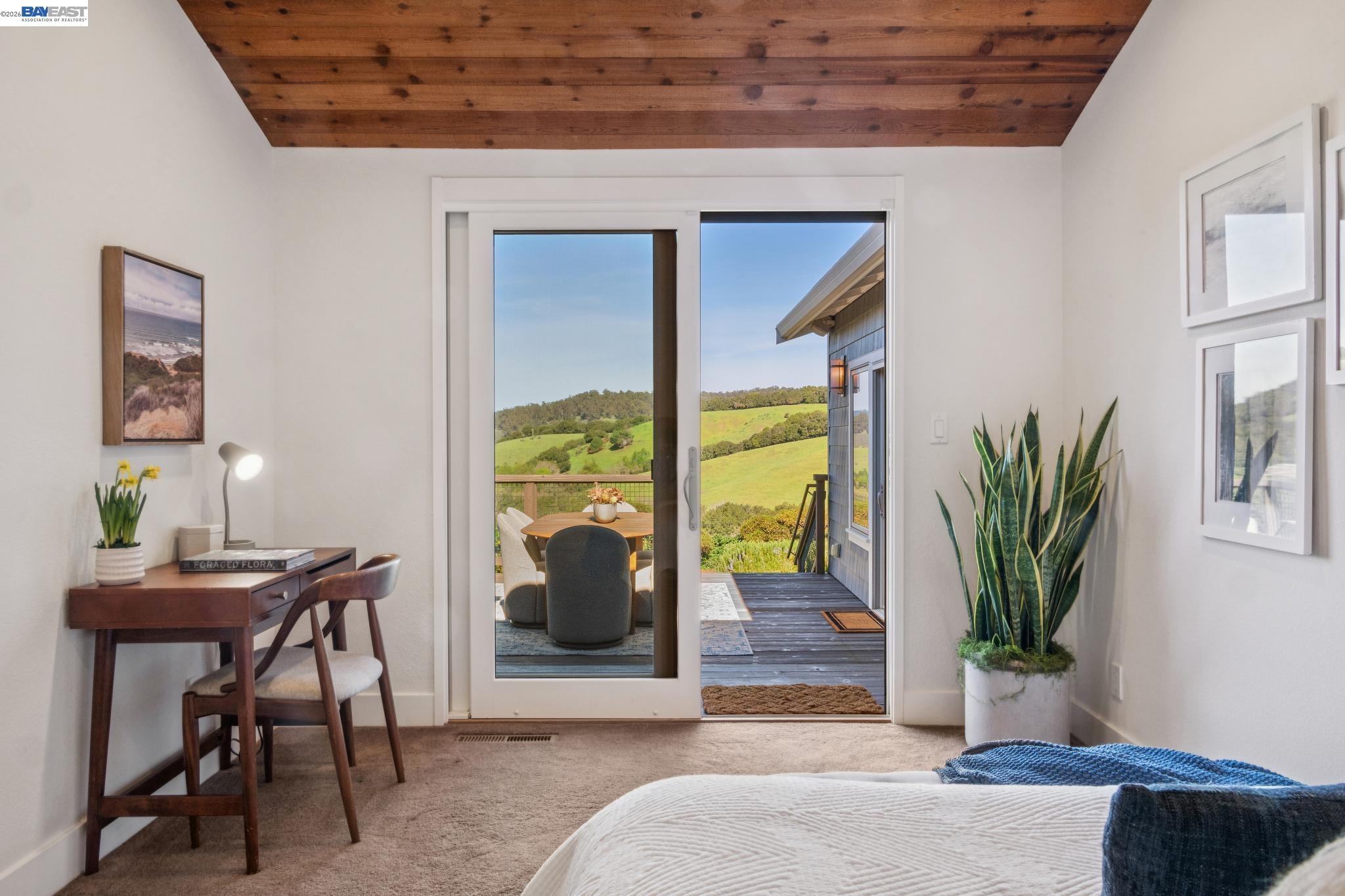 Detail Gallery Image 36 of 47 For 3146 Aylesbury Court, Castro Valley,  CA 94546 - 3 Beds | 2 Baths