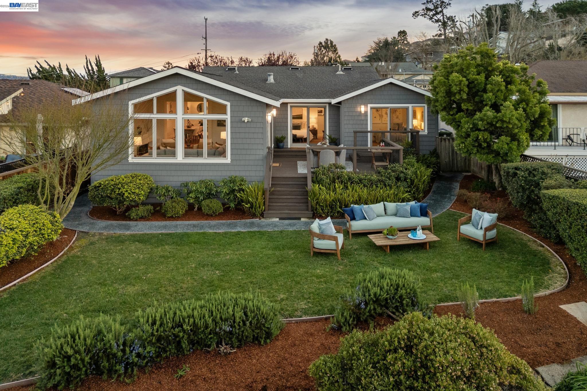 Detail Gallery Image 46 of 47 For 3146 Aylesbury Court, Castro Valley,  CA 94546 - 3 Beds | 2 Baths