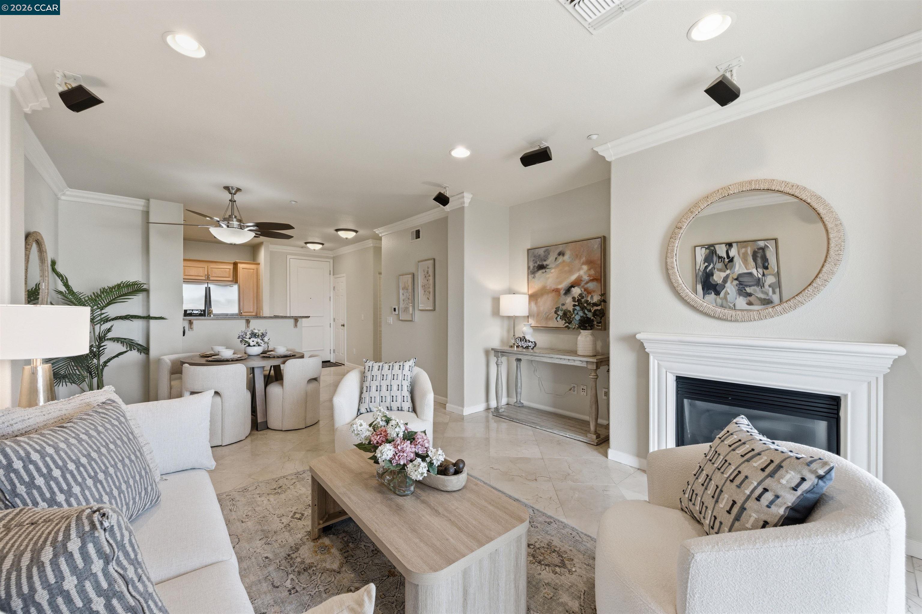 Photo #8: 41126058 Listing: Photo #8