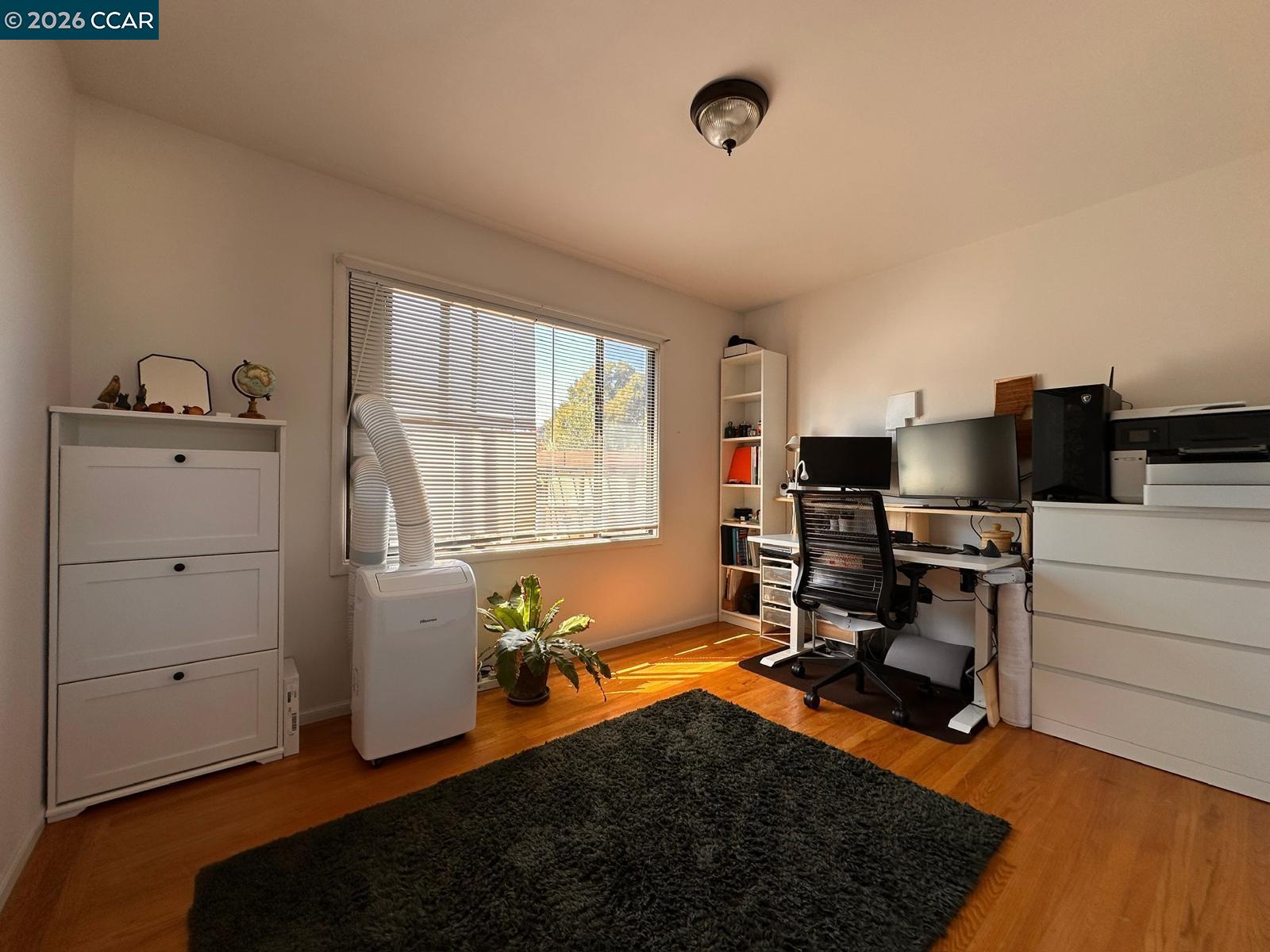 Detail Gallery Image 6 of 28 For 325 Landfair Ave, San Mateo,  CA 94403 - 2 Beds | 1 Baths