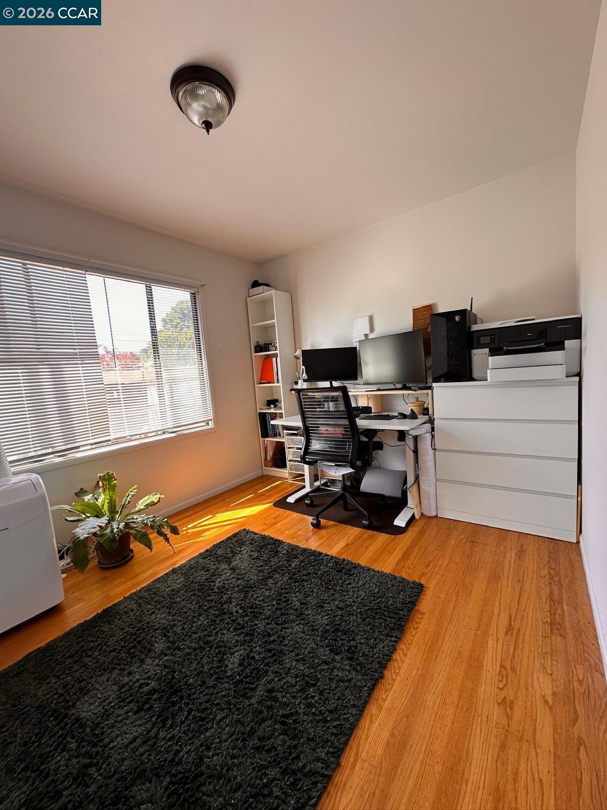 Detail Gallery Image 7 of 28 For 325 Landfair Ave, San Mateo,  CA 94403 - 2 Beds | 1 Baths