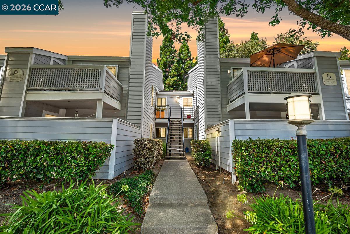 Photo #2: 41126061 Listing: Photo #2