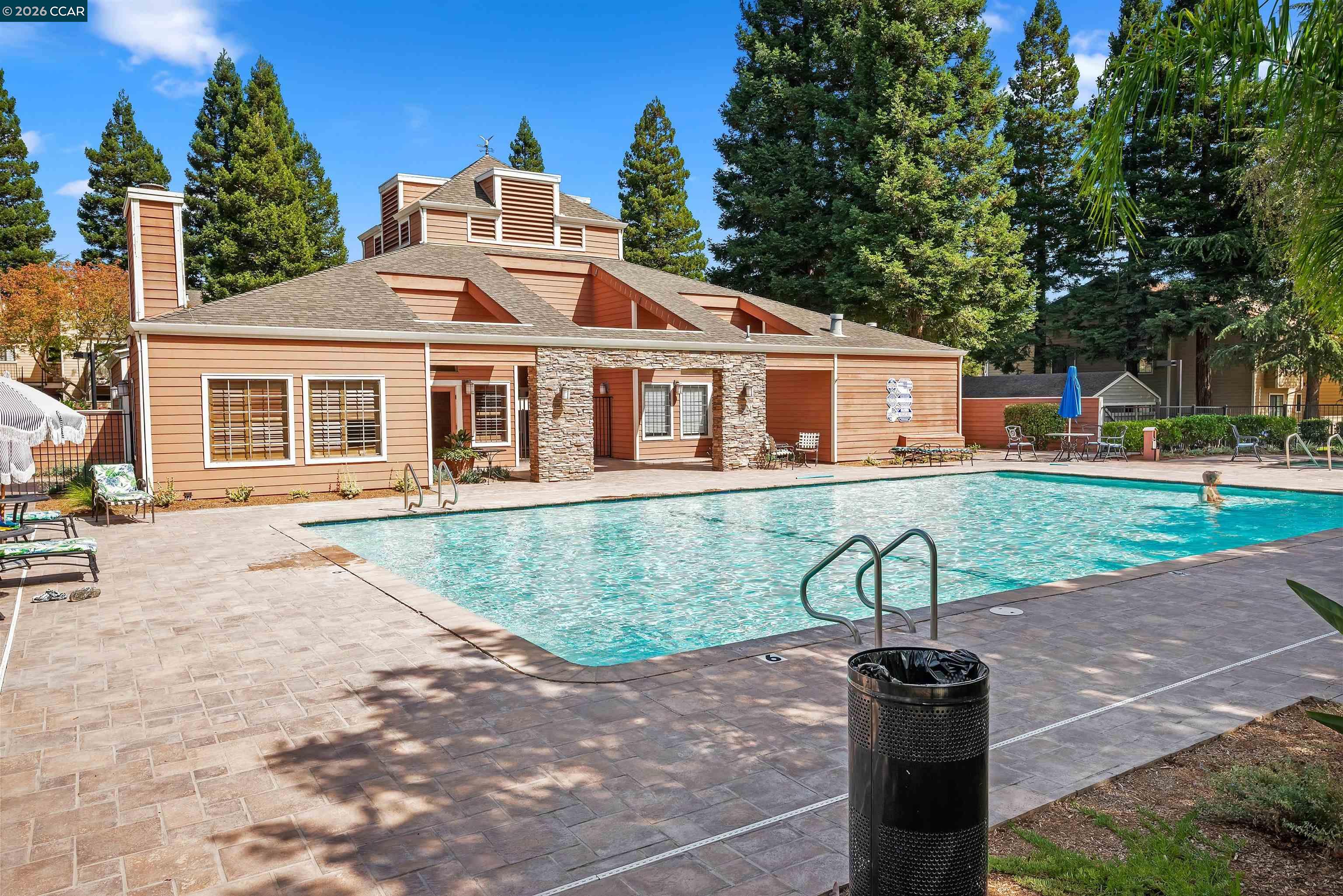 Photo #33: 41126061 Listing: Photo #33