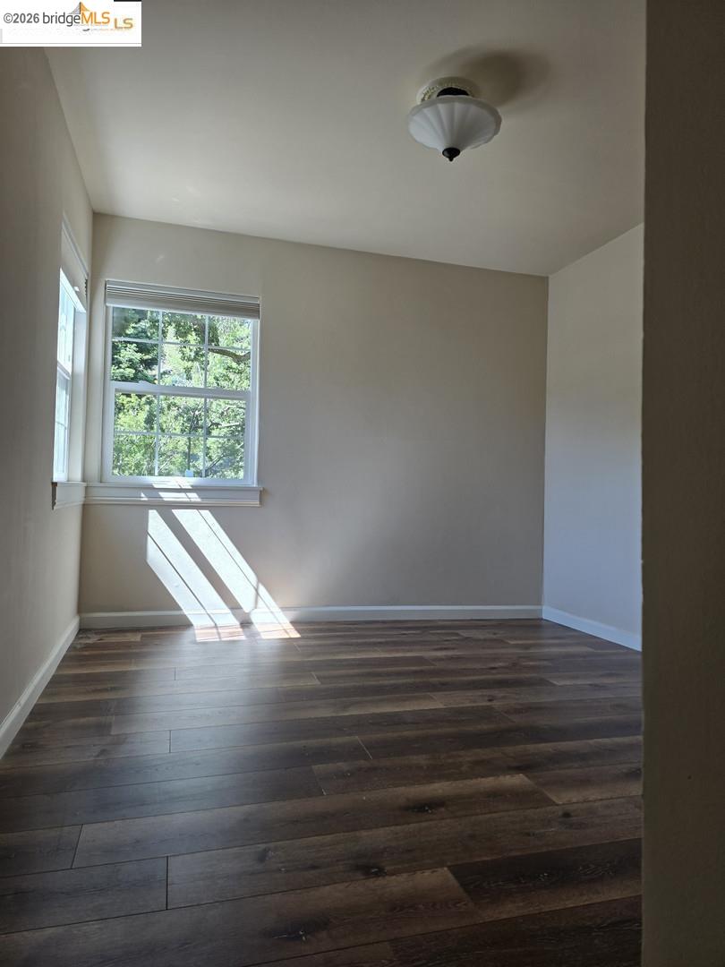 Detail Gallery Image 9 of 32 For 241 Humboldt St, San Rafael,  CA 94901 - 2 Beds | 1 Baths