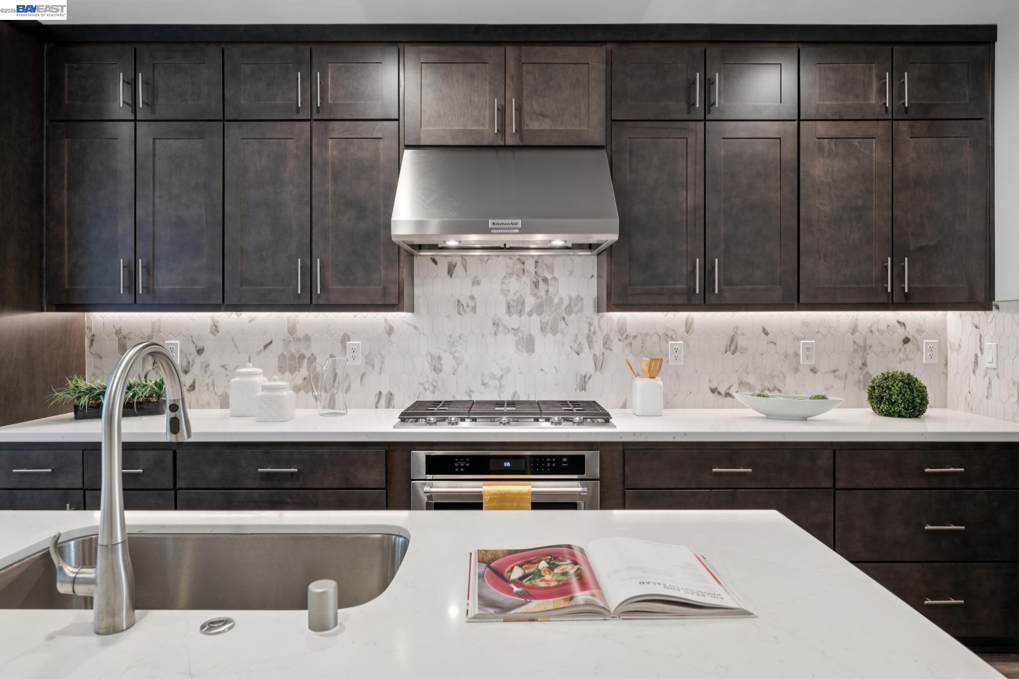 Photo #3: 41126063 Listing: Photo #3