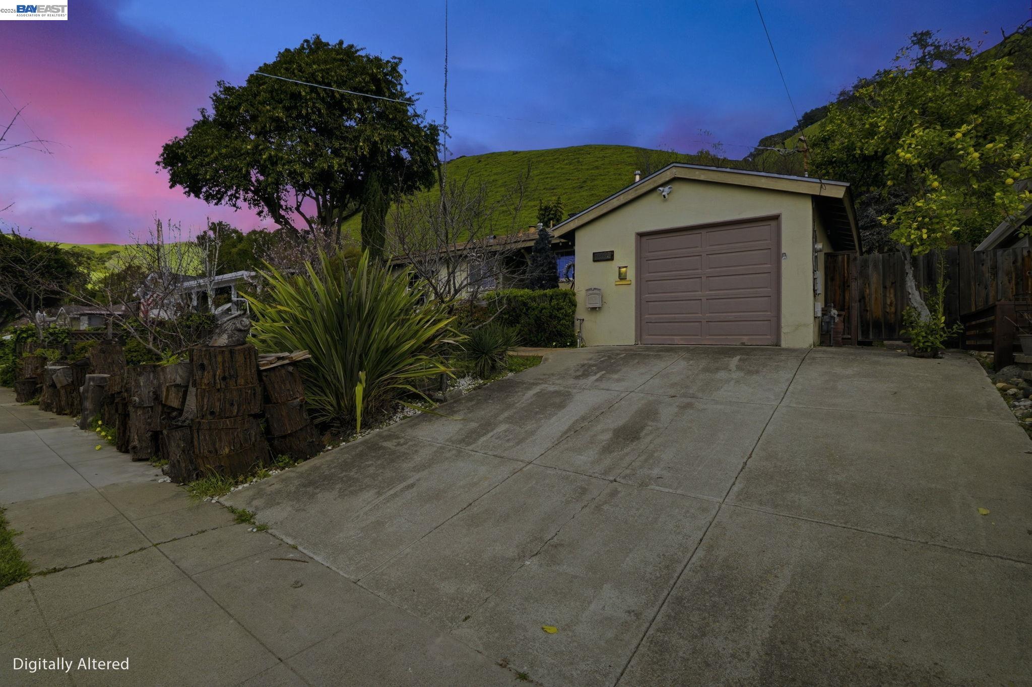 Front Image Thumbnail for BE41126066