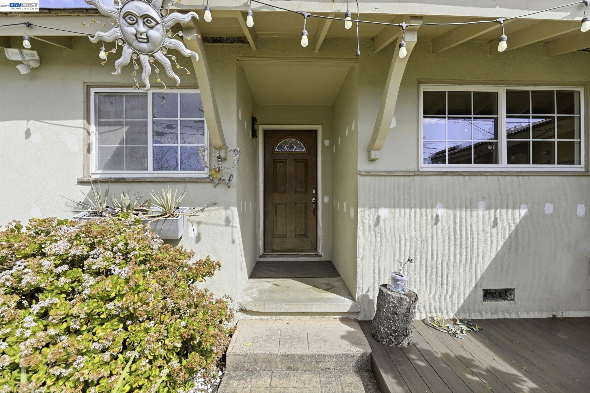 Detail Gallery Image 2 of 29 For 38380 Canyon Heights Dr, Fremont,  CA 94536 - 3 Beds | 1/1 Baths