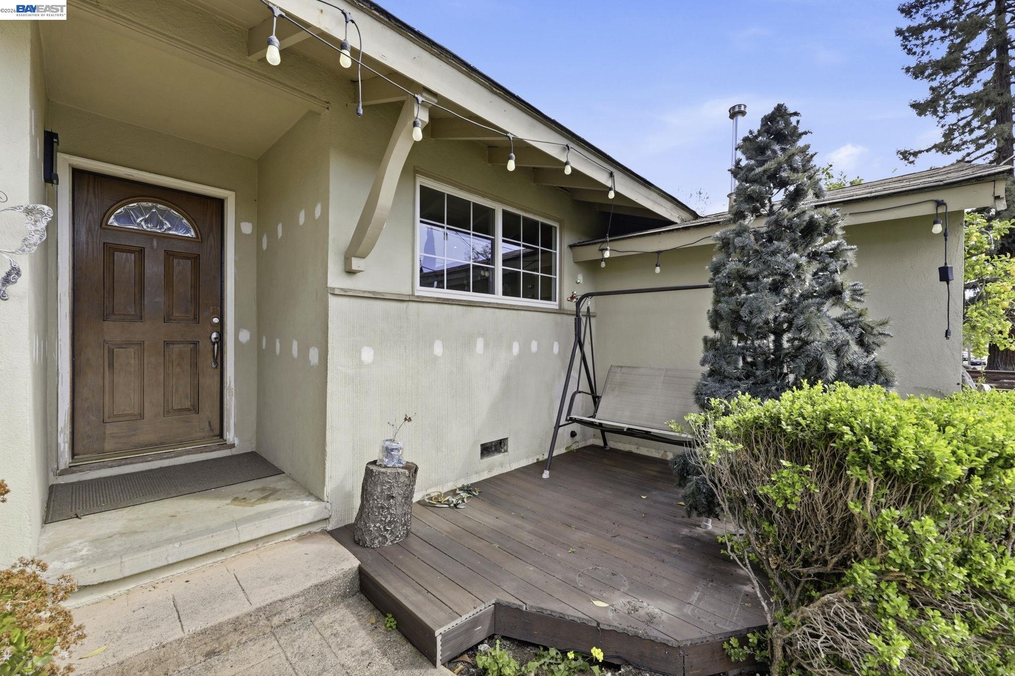 Detail Gallery Image 4 of 29 For 38380 Canyon Heights Dr, Fremont,  CA 94536 - 3 Beds | 1/1 Baths