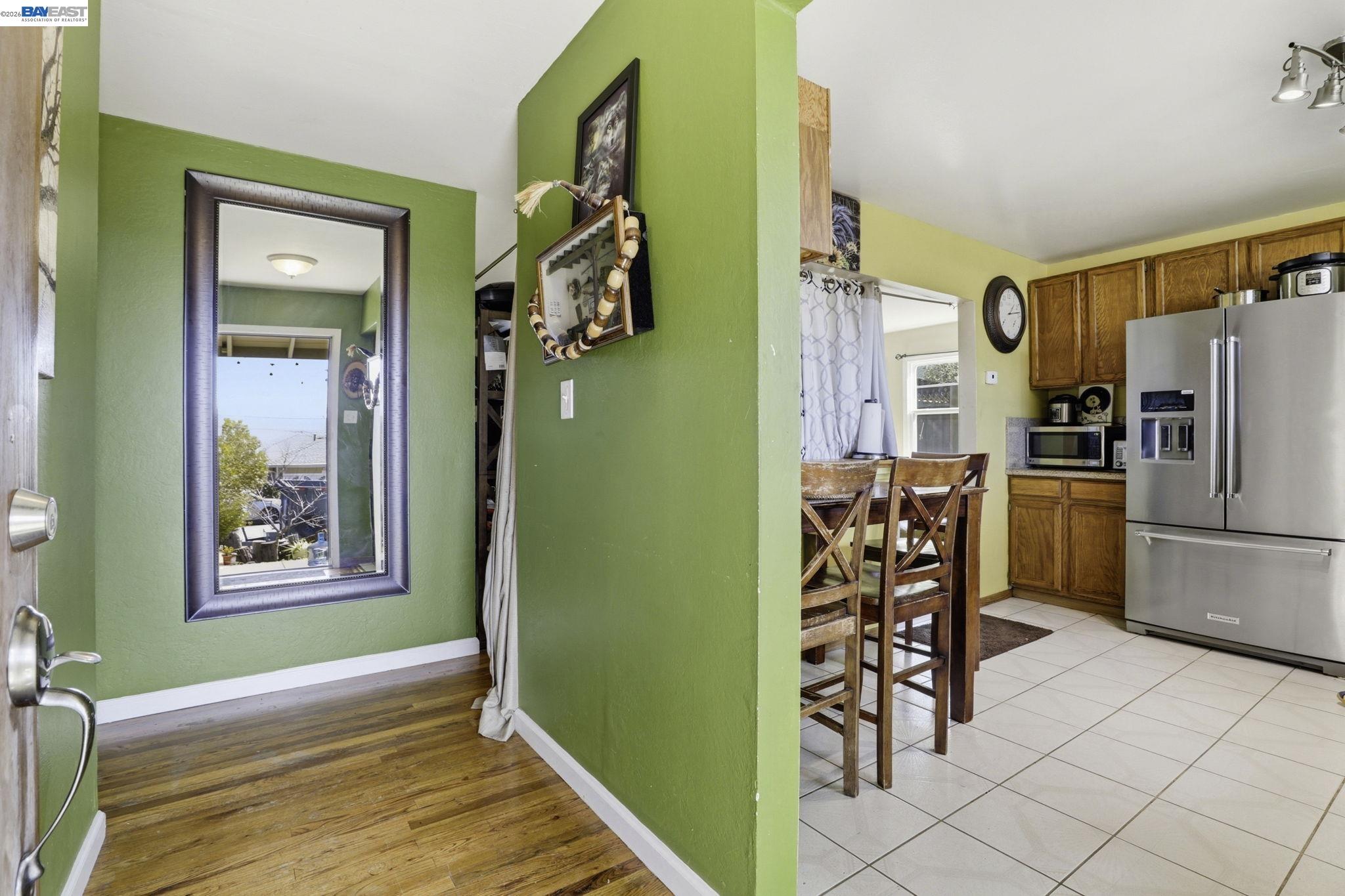 Detail Gallery Image 5 of 29 For 38380 Canyon Heights Dr, Fremont,  CA 94536 - 3 Beds | 1/1 Baths