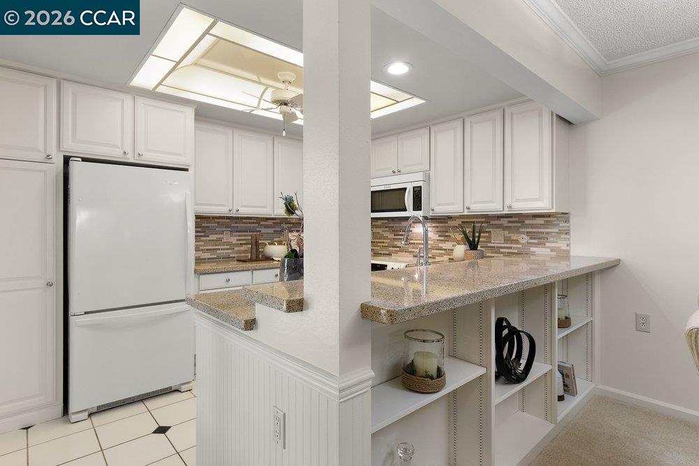 Photo #8: 41126067 Listing: Photo #8